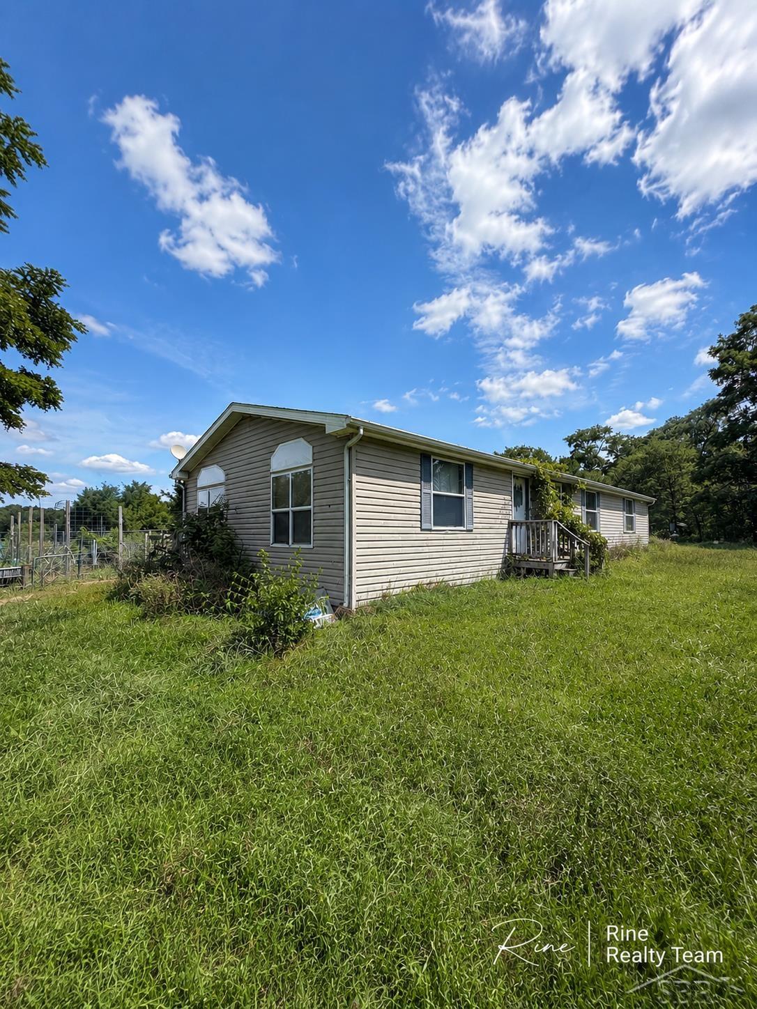 4th image of 25114 Hospital St, Cassopolis, MI 49031 | MLS# 50220038