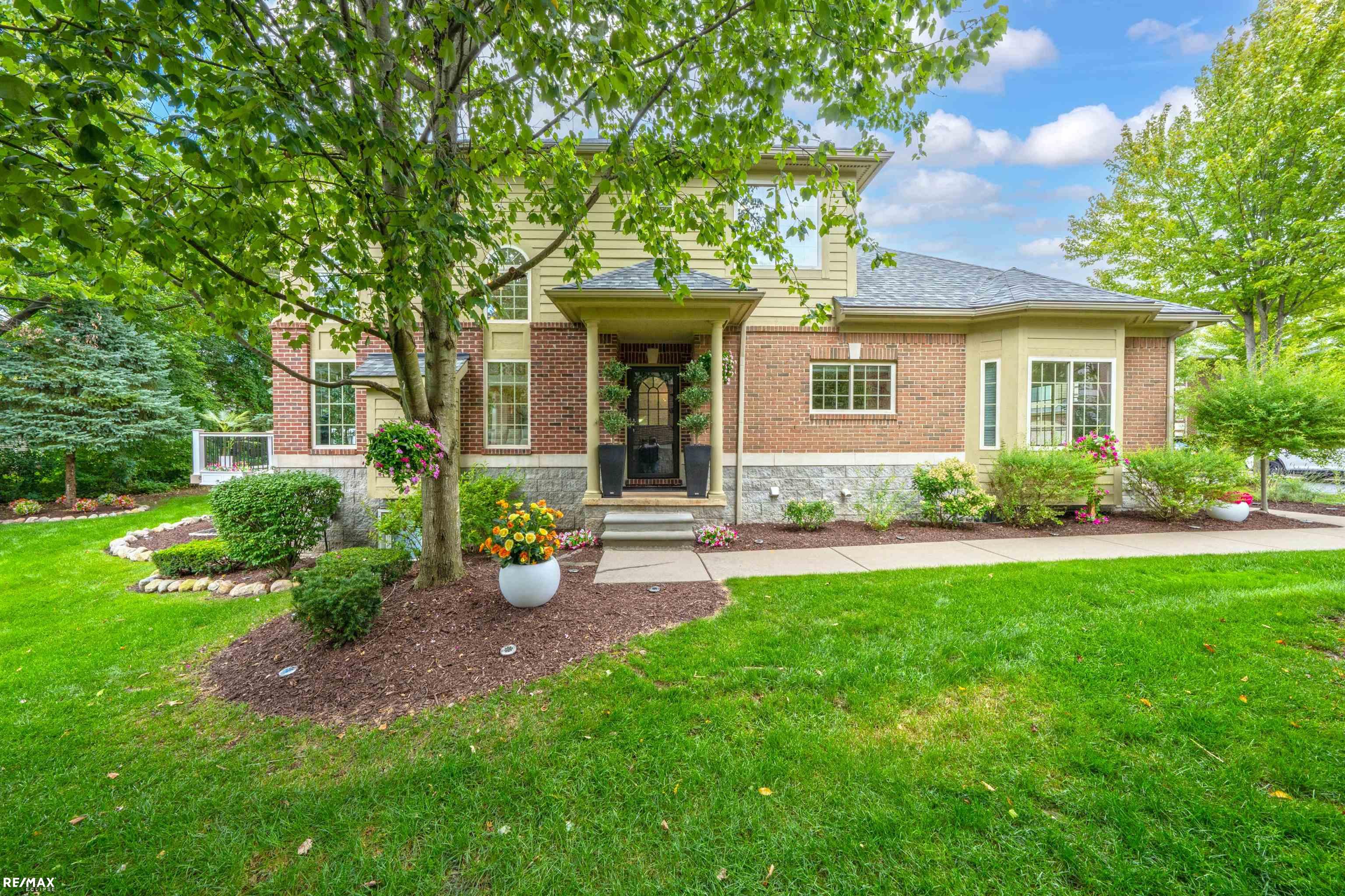 Listing Photo 2 - Condo for sale in building located at 53183 Celtic Dr, Shelby Township, MI 48315