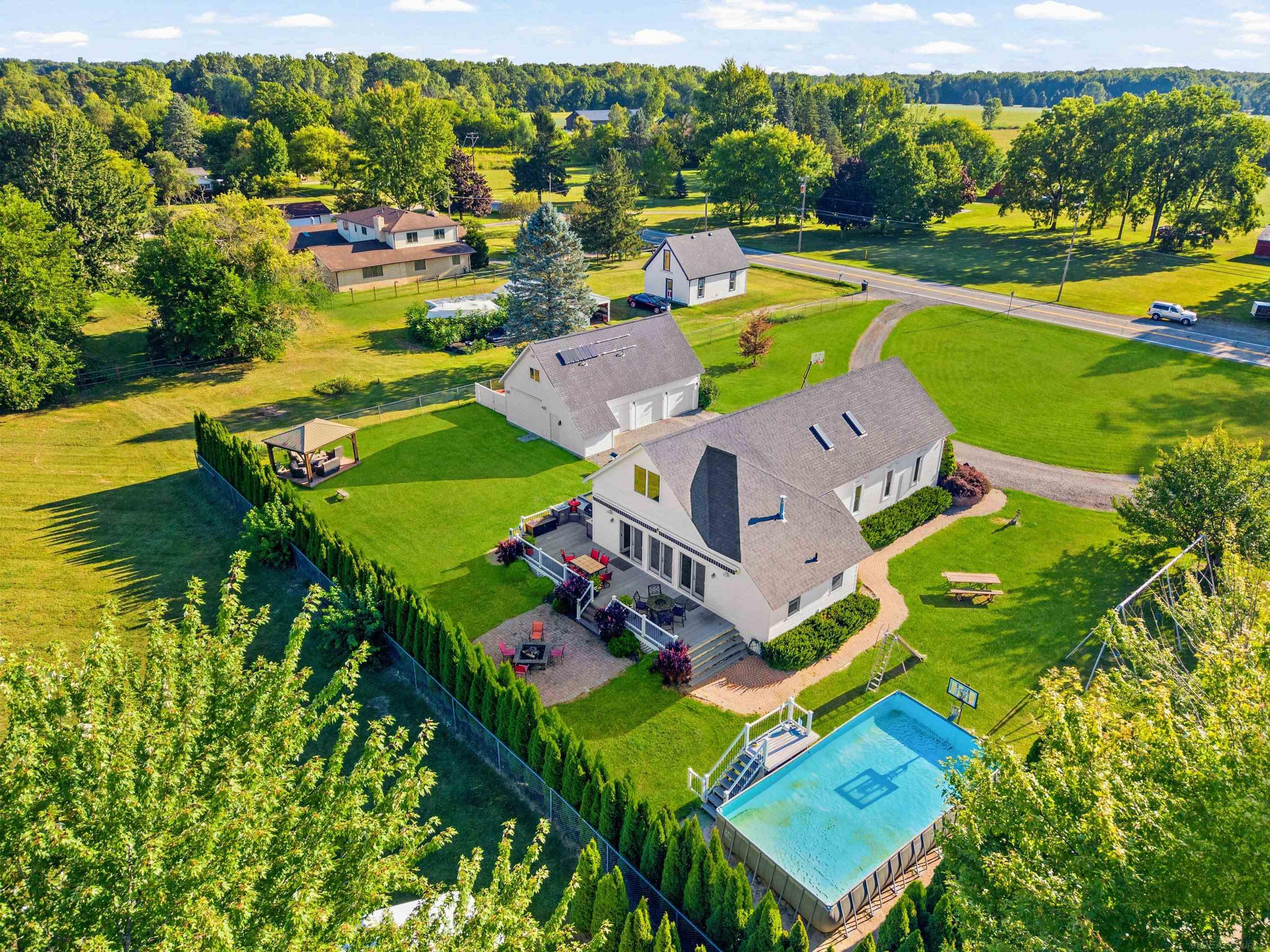 Photo 4 of Single family home for sale at 59441 Romeo Plank Rd, Ray, MI 48096 | MLS# 50220221 | Listing updated on 2026-09-05