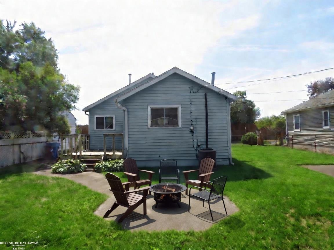 Photo 4 of Single family home for sale at 831 E Guthrie Ave, Madison Heights City Oakland, MI 48071 | MLS# 58050220272 | Listing updated on 2026-09-02