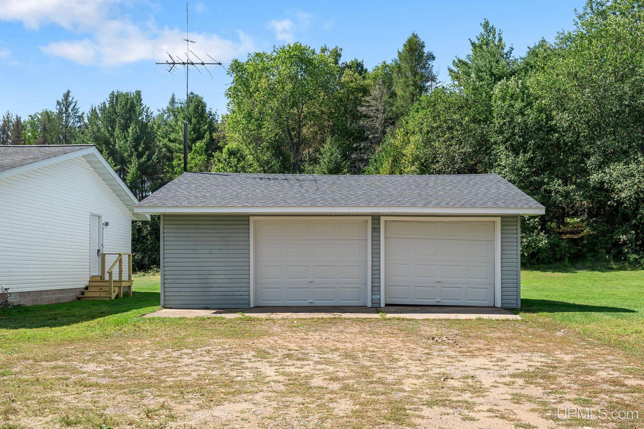 Photo 5 of Single family home for sale at 7121 M95 Hwy, Republic, MI 49879 | MLS# 50220296 | Listing updated on 2026-09-01