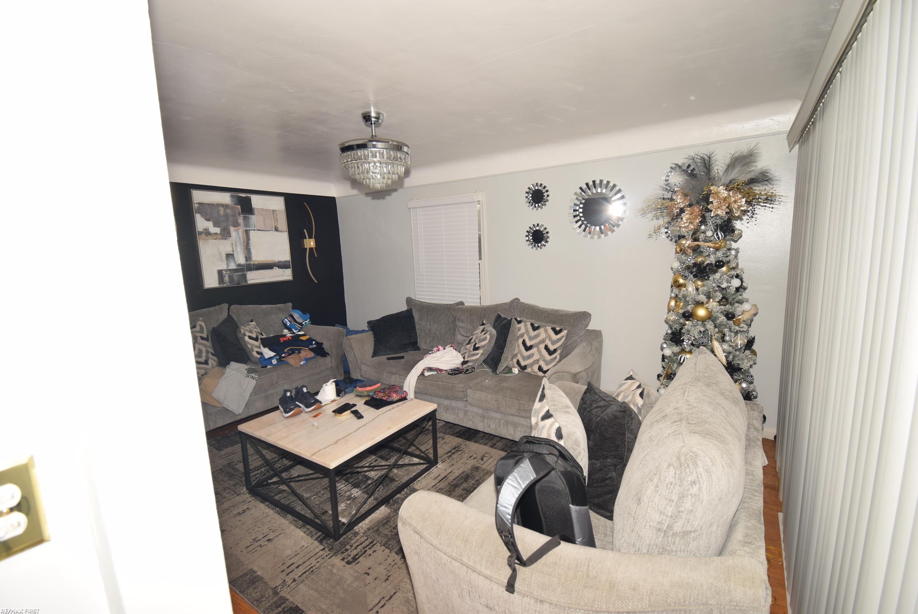 Photo 3 of Single family home for sale at 18911 Riverview St, Detroit, MI 48219 | MLS# 58050220313 | Listing updated on 2026-10-19