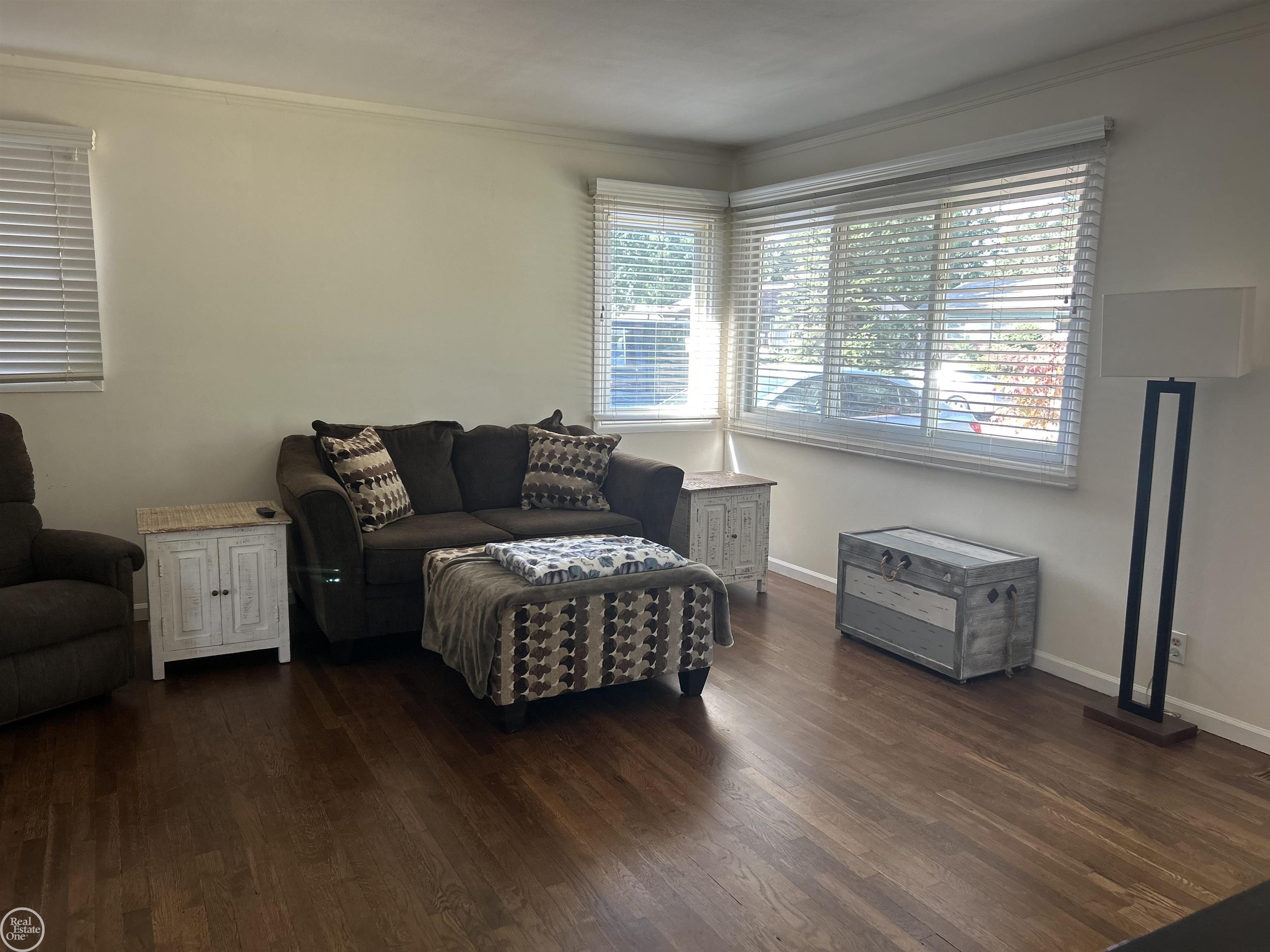 Photo 4 of Single family home for sale at 47630 Winthrop St, Shelby Township, MI 48317 | MLS# 58050220318 | Listing updated on 2026-09-01