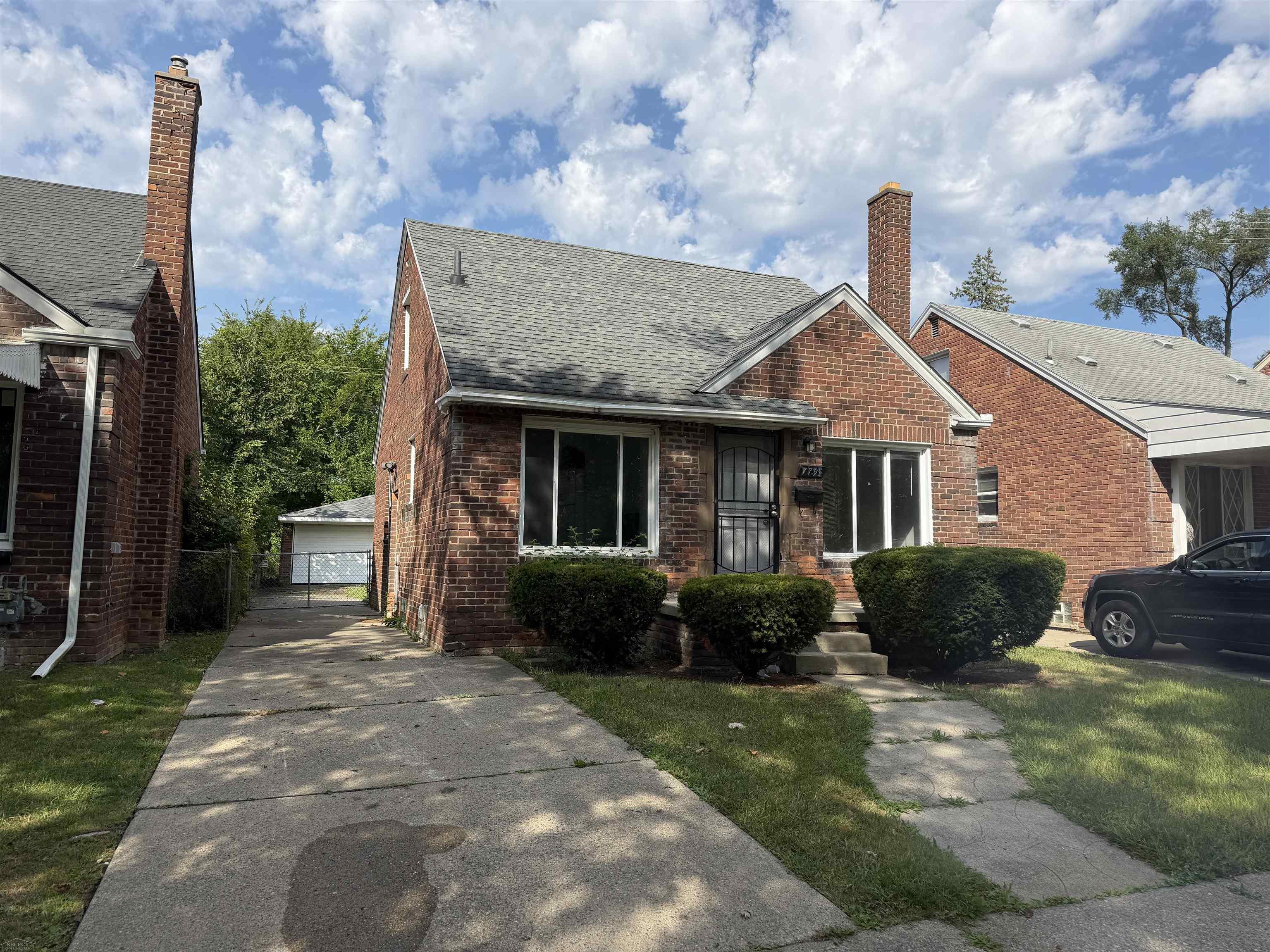 Photo 2 of Single family home for sale at 7795 Heyden St, Detroit, MI 48228 | MLS# 58050220368 | Listing updated on 2026-09-14
