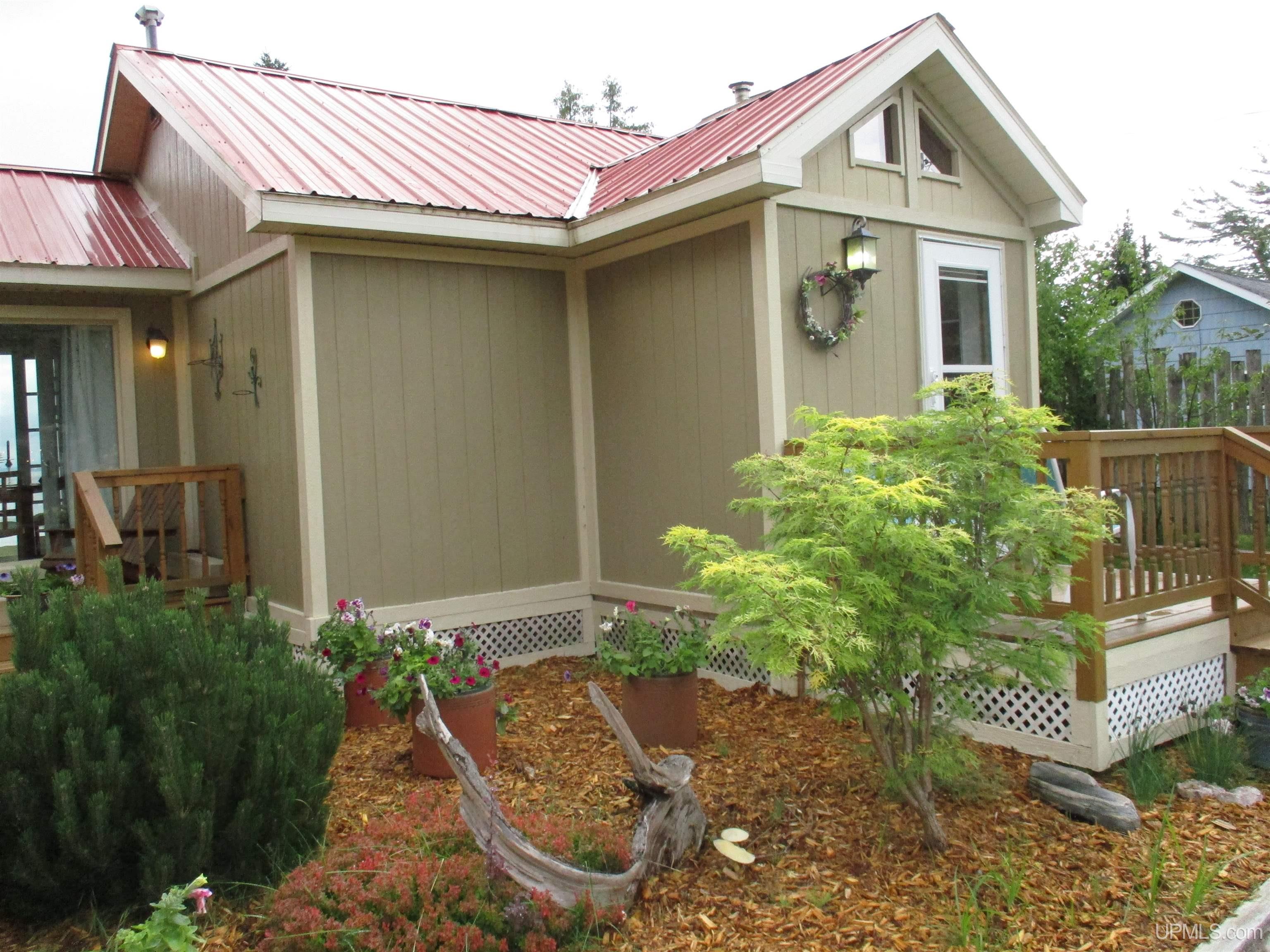 Photo 2 of Single family home for sale at 11645 Desrochers Rd, Pelkie, MI 49958 | MLS# 50220375 | Listing updated on 2026-09-16