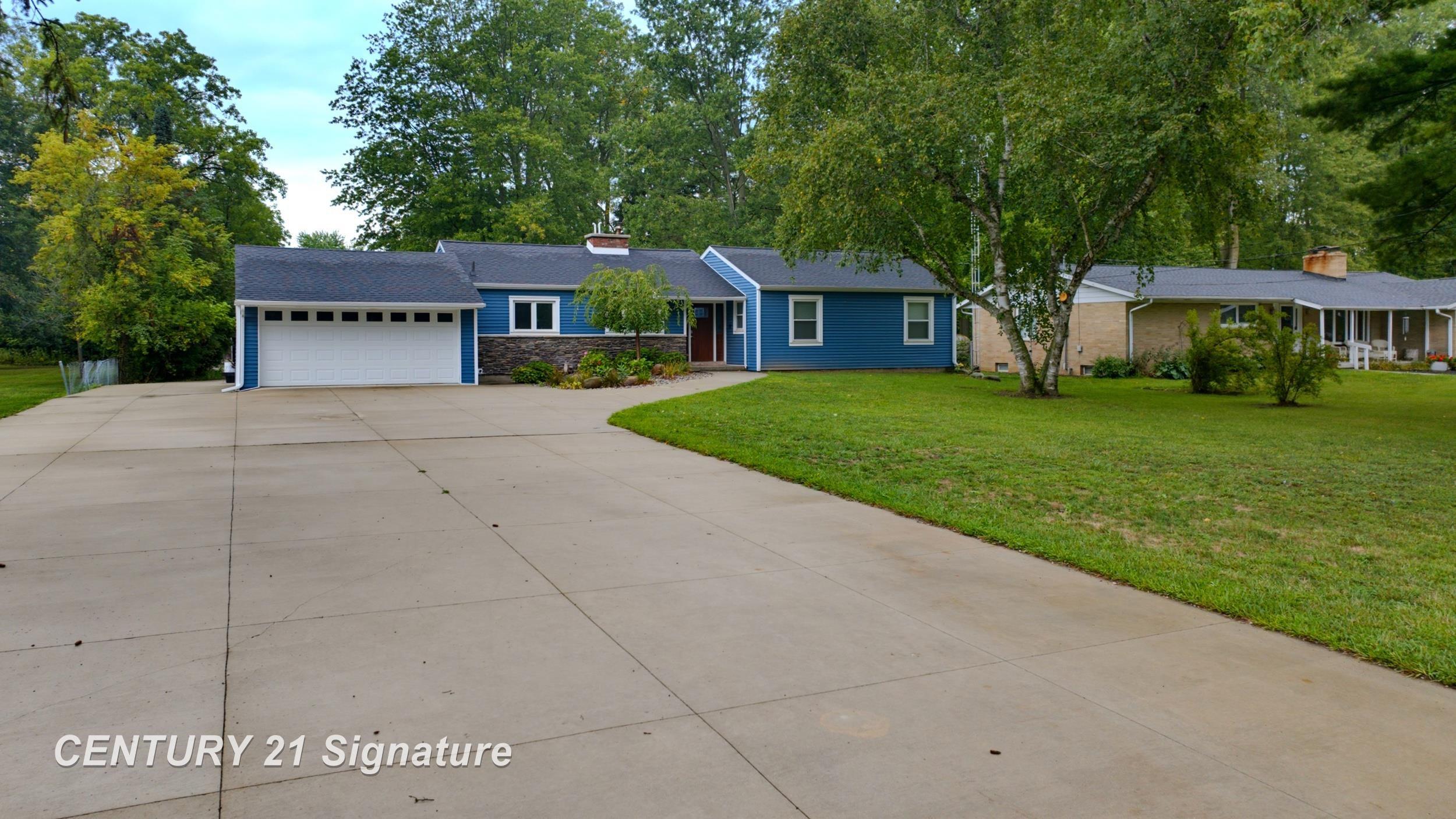 Photo 3 of Single family home for sale at 541 Warren Ave, Flushing, MI 48433 | MLS# 5050220467 | Listing updated on 2026-09-29