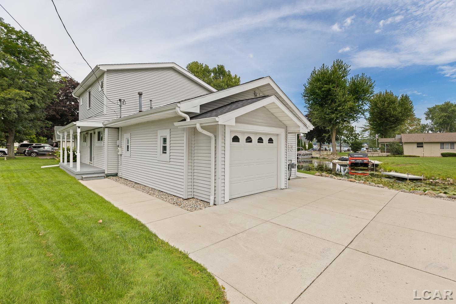 Photo 3 of Single family home for sale at 6980 Devils Lake Hwy, Manitou Beach, MI 49253 | MLS# 56050220533 | Listing updated on 2026-09-02