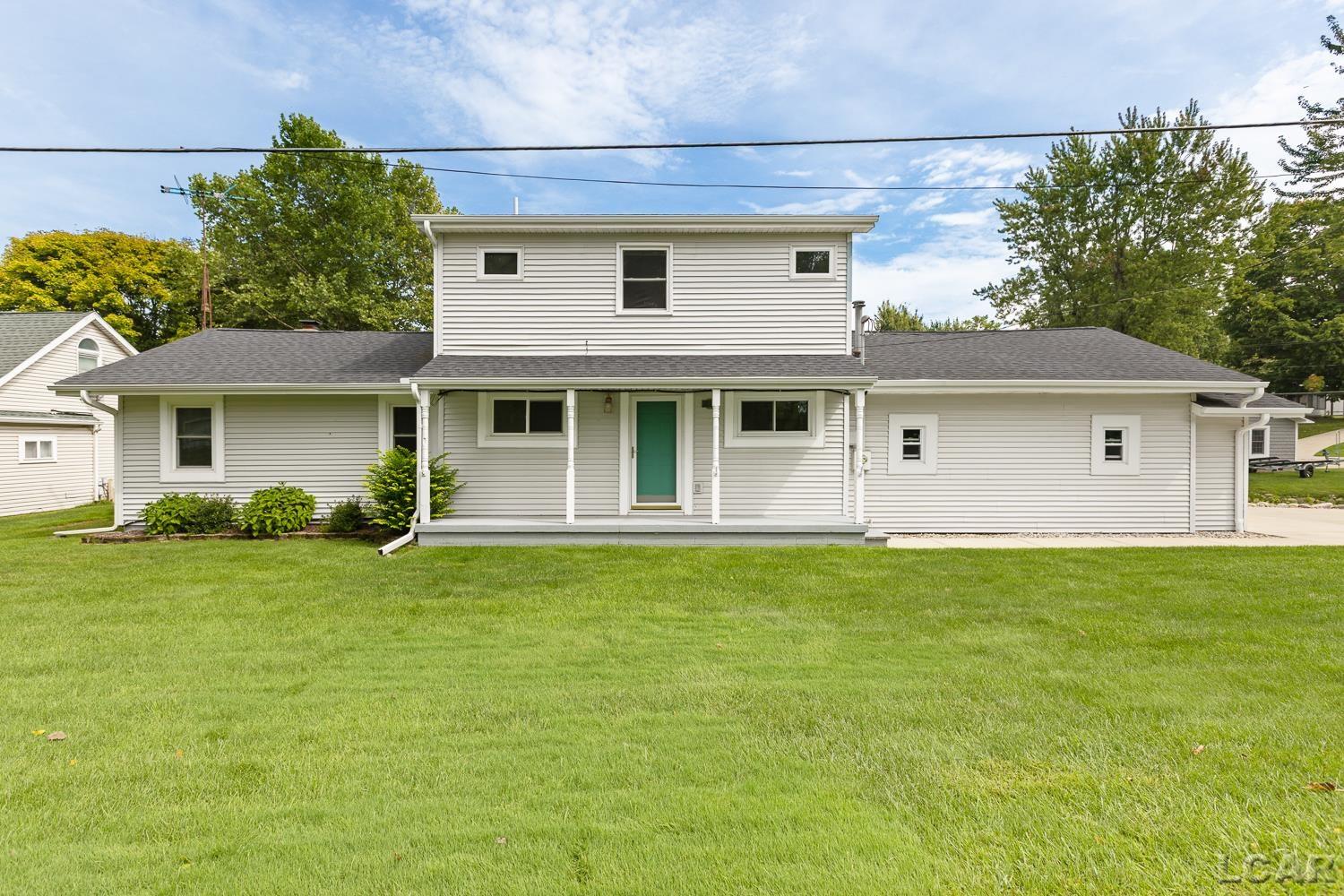 Photo 4 of Single family home for sale at 6980 Devils Lake Hwy, Manitou Beach, MI 49253 | MLS# 56050220533 | Listing updated on 2026-09-02