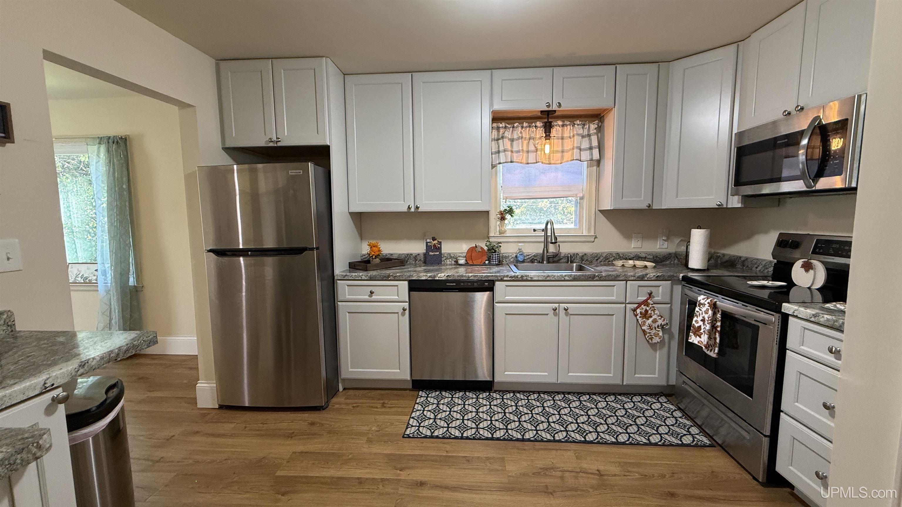 Photo 3 of Single family home for sale at 632 Lake Ave, Ironwood, MI 49938 | MLS# 50220538 | Listing updated on 2026-10-05