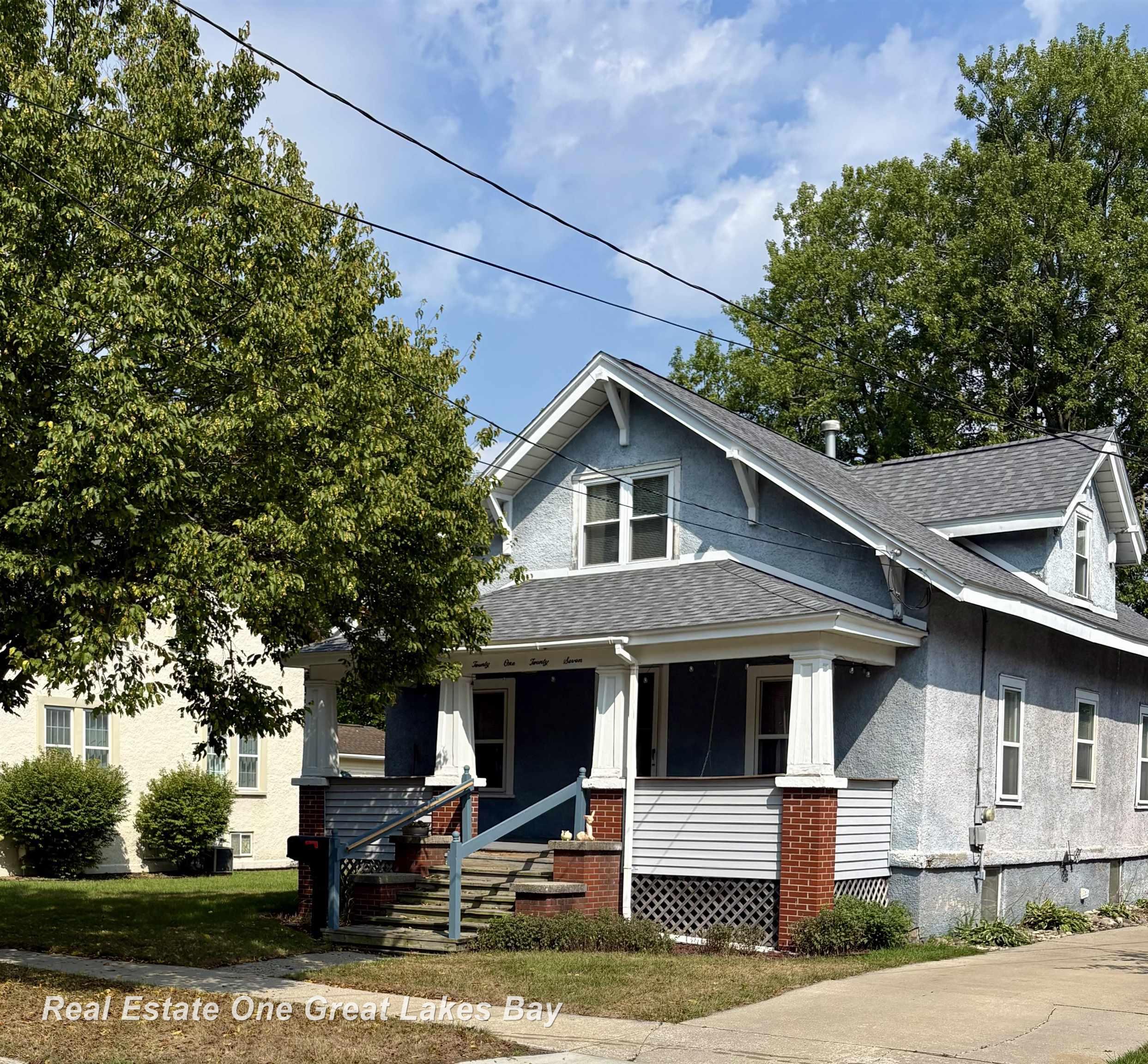 Photo 4 of Single family home for sale at 2127 3rd Street, Bay City, MI 48708 | MLS# 61050220541 | Listing updated on 2026-09-02