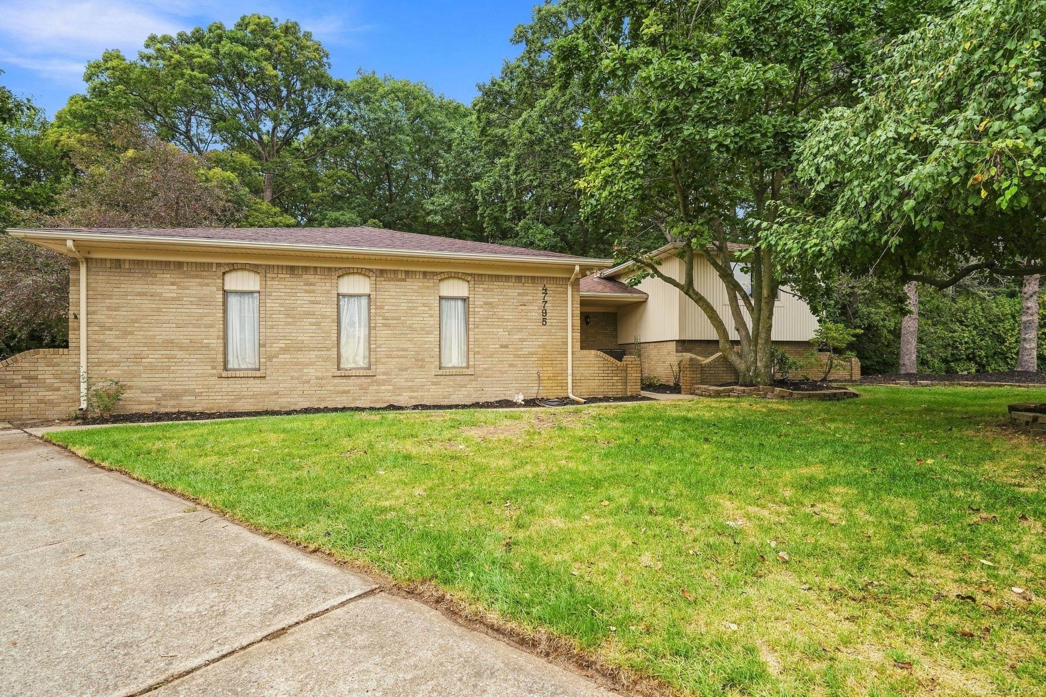 Photo 2 of Single family home for sale at 47795 Anna Ct, Shelby Township, MI 48315 | MLS# 50220546 | Listing updated on 2026-09-05