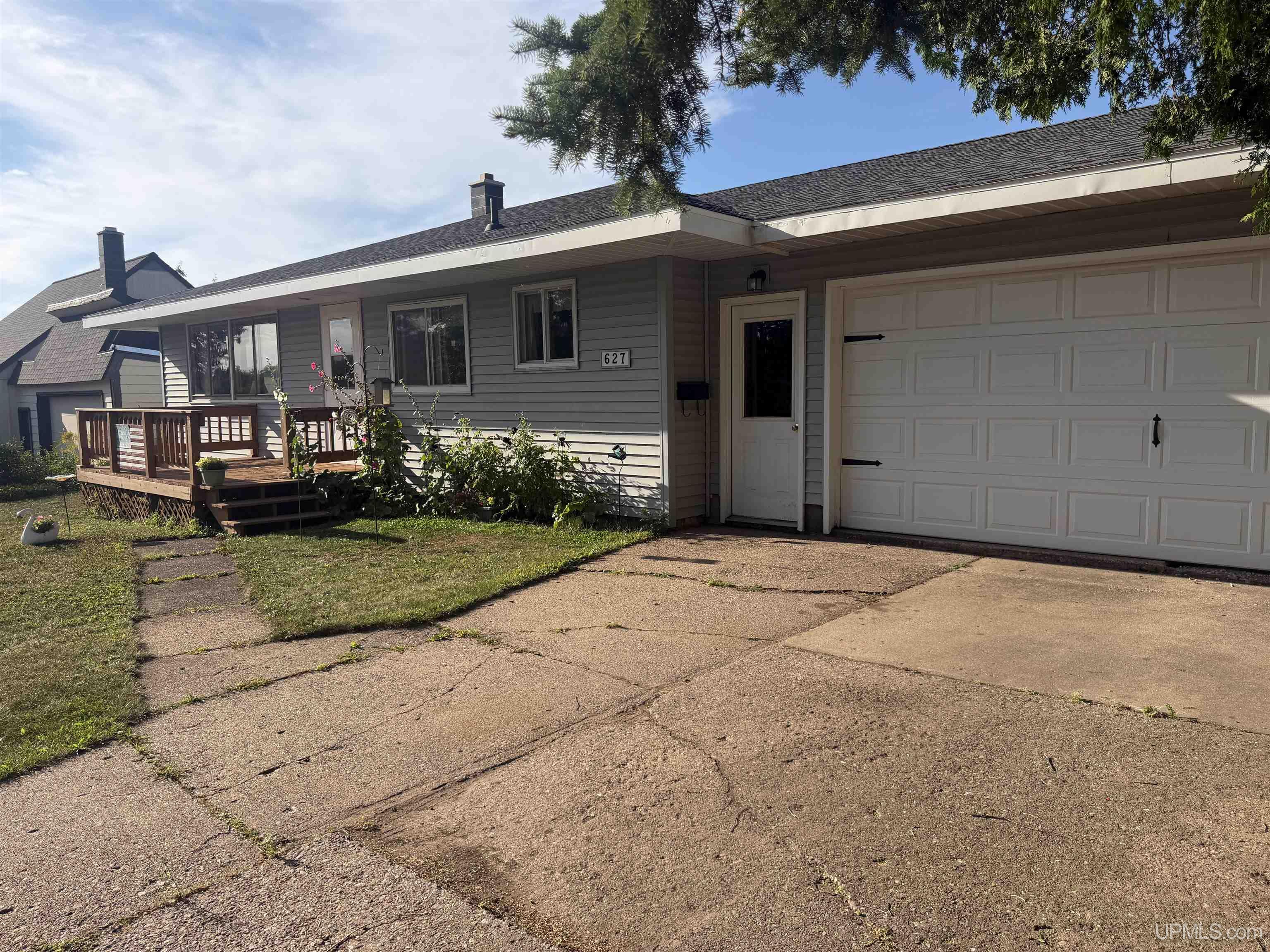 Photo 5 of Single family home for sale at 627 Jopling St, Ishpeming, MI 49849 | MLS# 50220549 | Listing updated on 2026-09-02