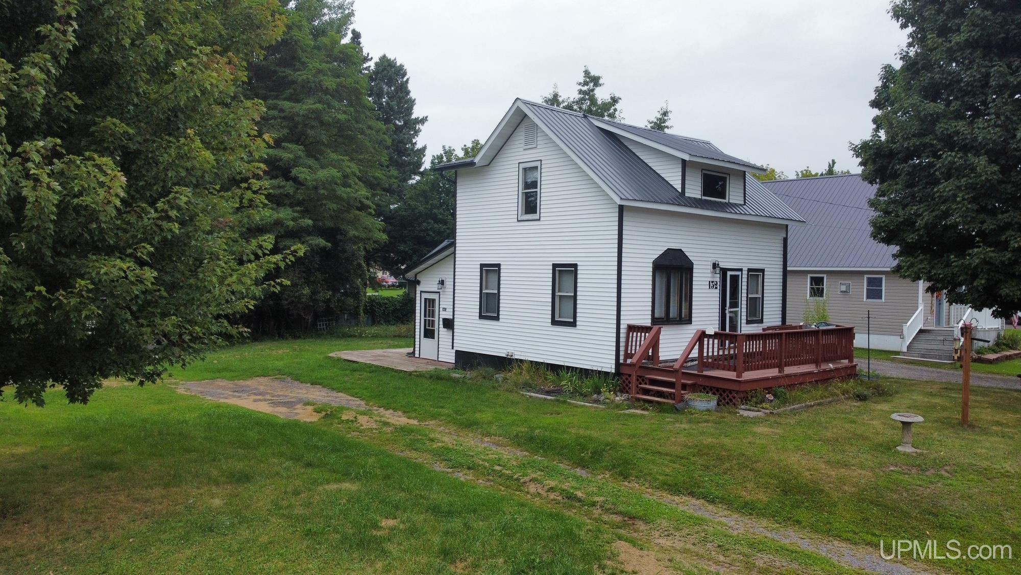 Photo 2 of Single family home for sale at 132 Center St, Lanse, MI 49946 | MLS# 50220593 | Listing updated on 2026-09-03