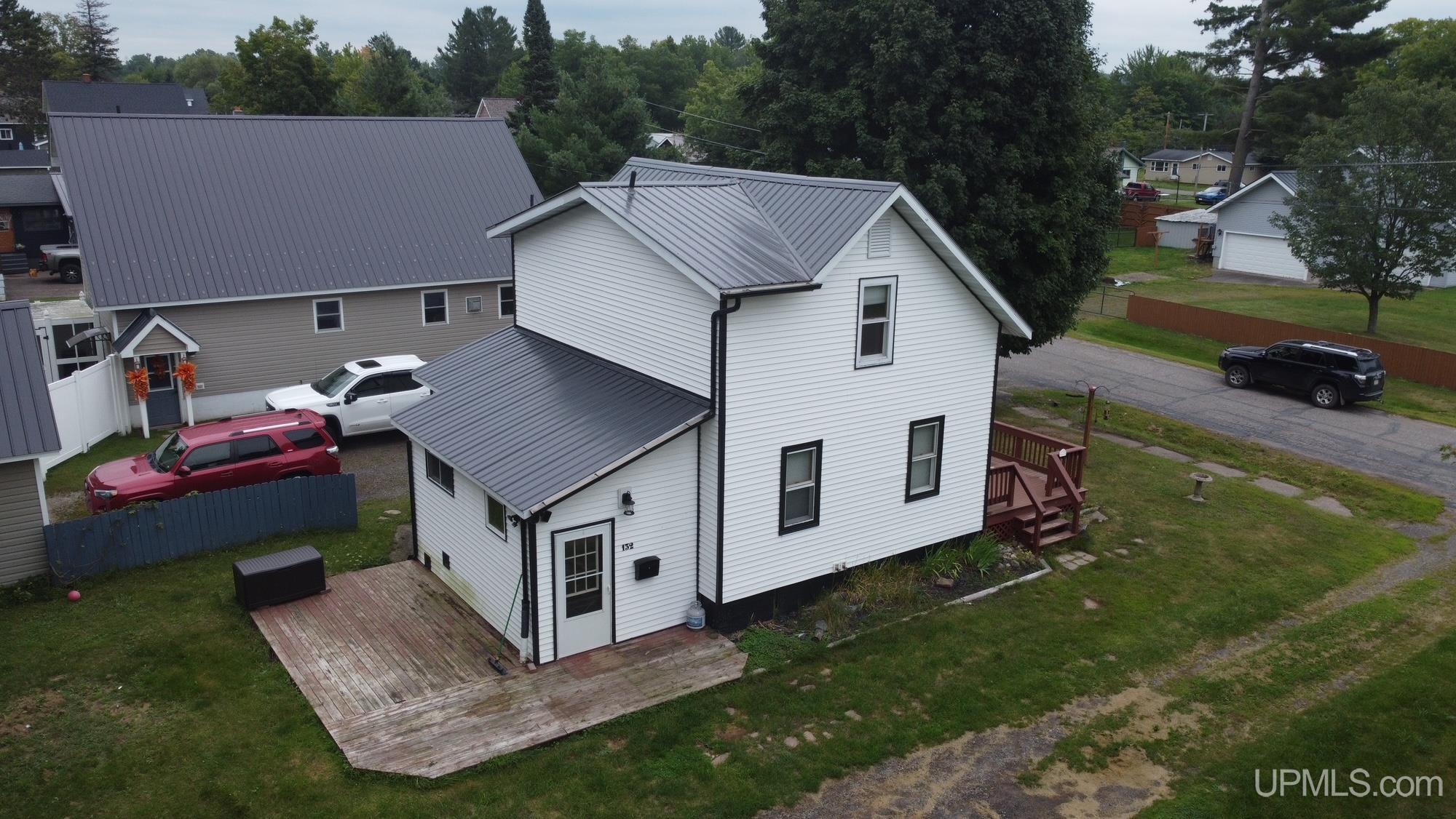 Photo 3 of Single family home for sale at 132 Center St, Lanse, MI 49946 | MLS# 50220593 | Listing updated on 2026-09-03