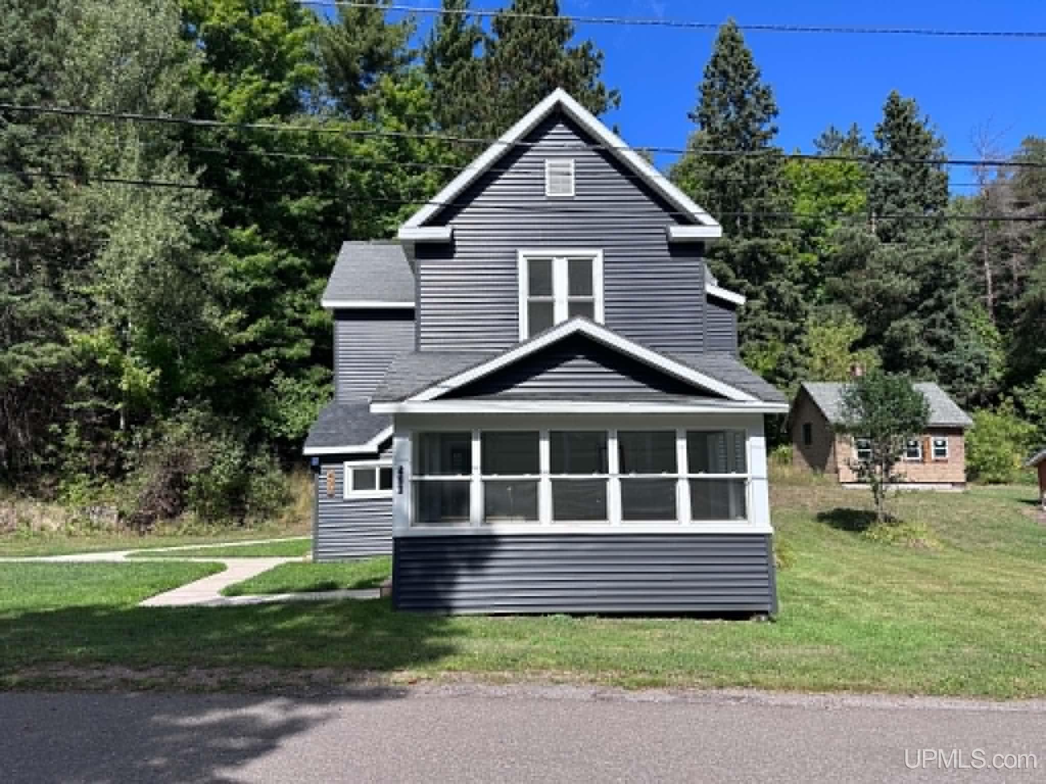 Listing Photo 3 - Condo for sale in building located at 493 Jasper St, Ishpeming, MI 49849