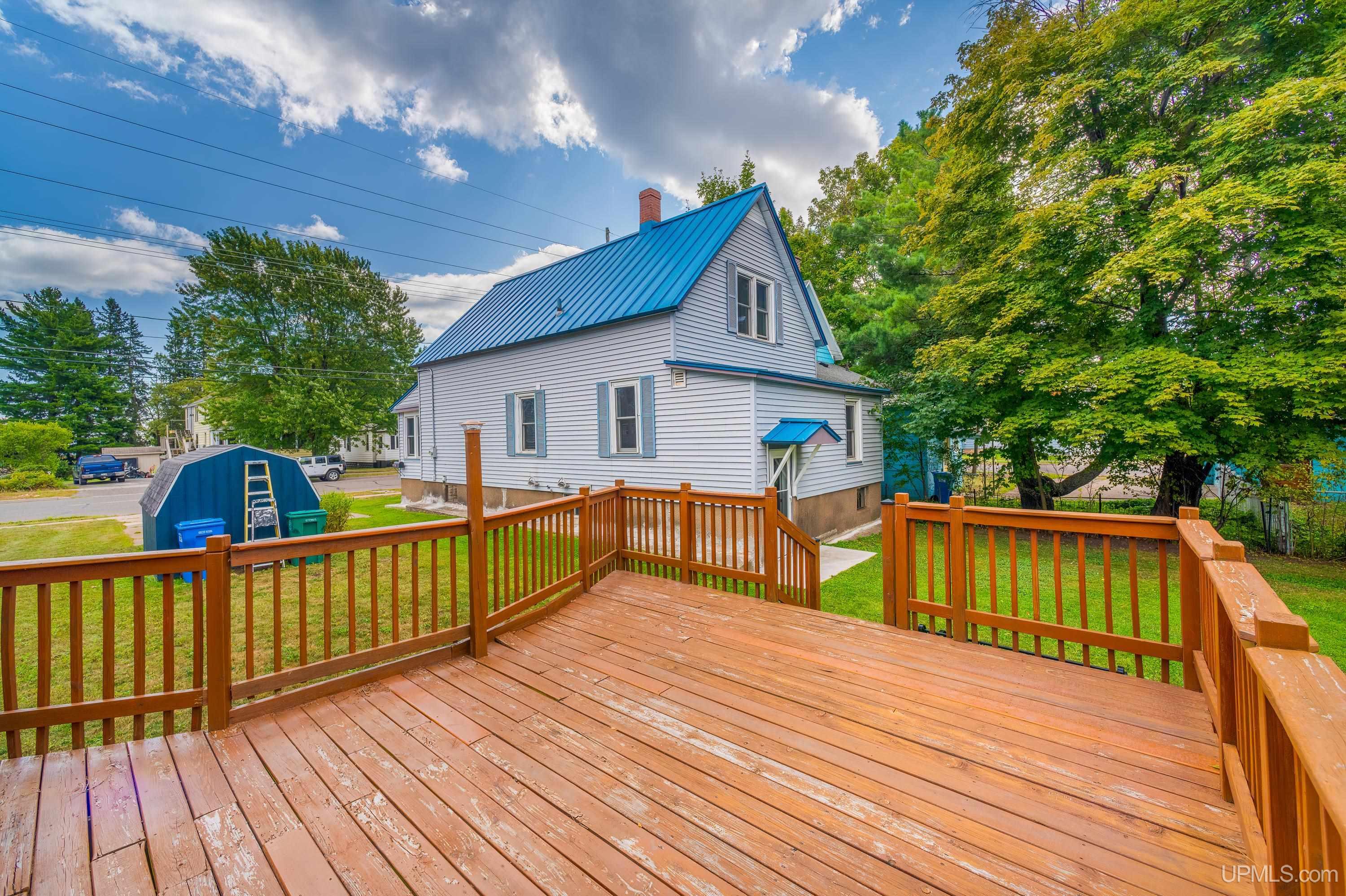 Listing Photo 3 - Condo for sale in building located at 2207 & 2209 Presque Isle Ave, Marquette, MI 49855
