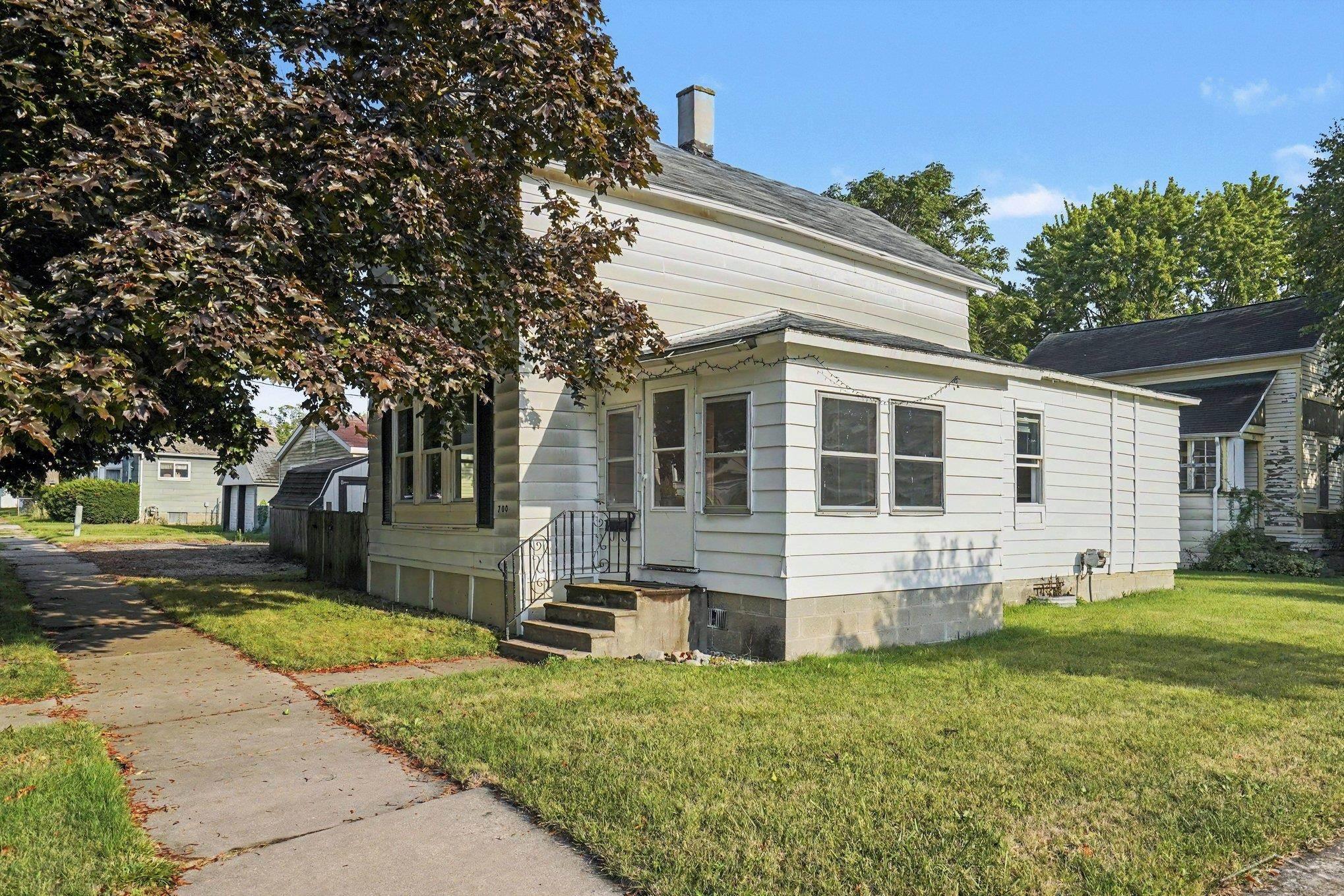 Photo 1 of Single family home for sale at 700 24th Street, Bay City, MI 48708 | MLS# 50220668 | Listing updated on 2026-09-03
