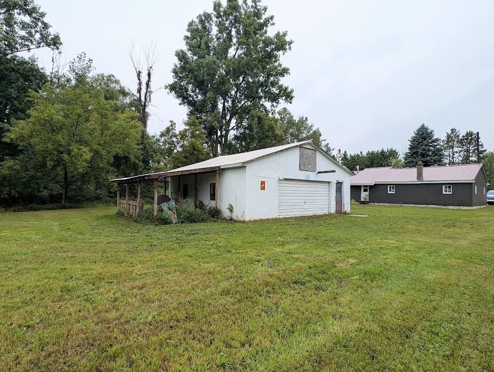 Photo 4 of Single family home for sale at 4297 Wheeler Rd, Standish, MI 48658 | MLS# 50220692 | Listing updated on 2026-09-03