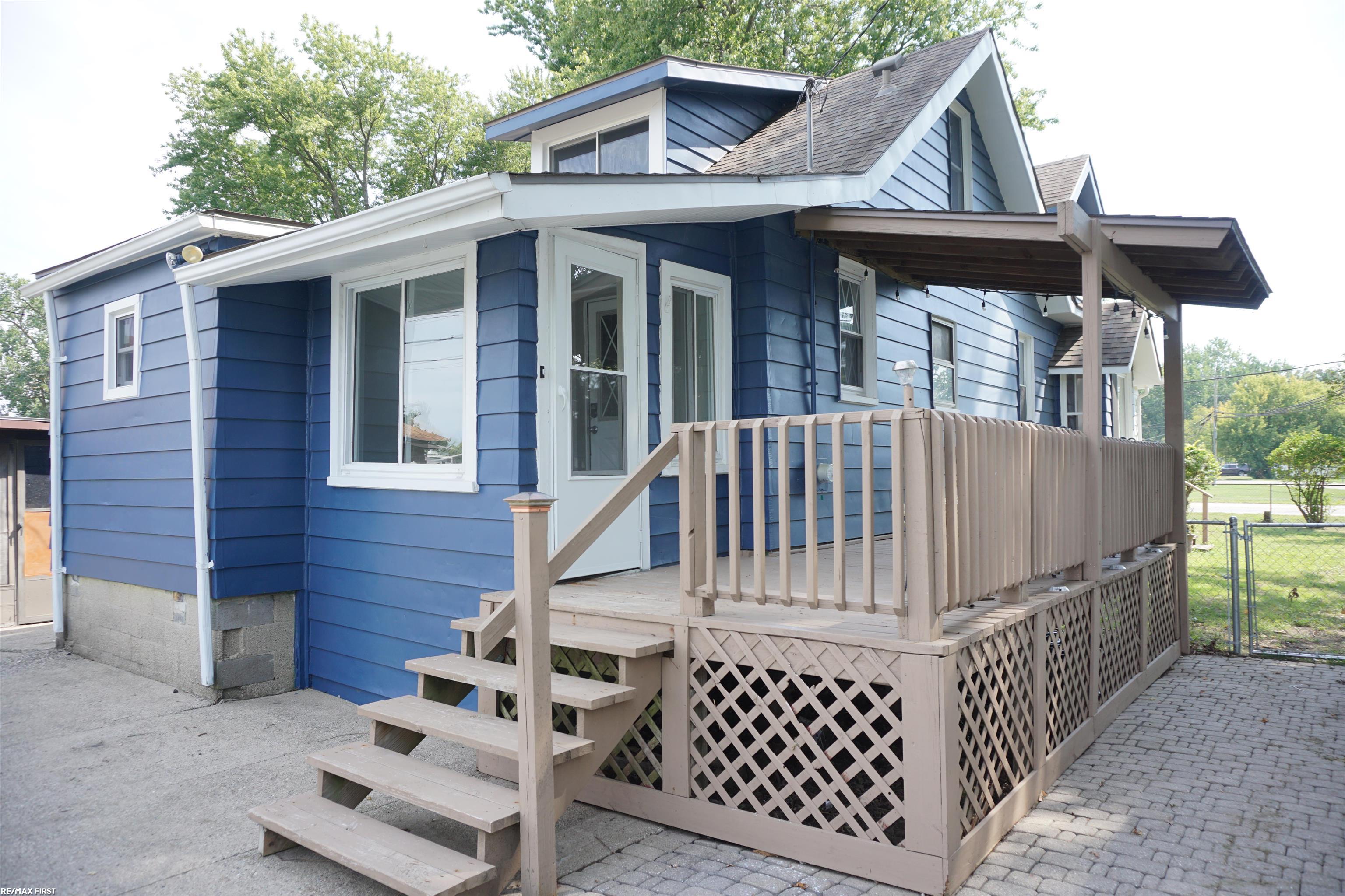 Photo 3 of Single family home for sale at 29455 S River Rd, Harrison Township, MI 48045 | MLS# 58050220693 | Listing updated on 2026-09-03
