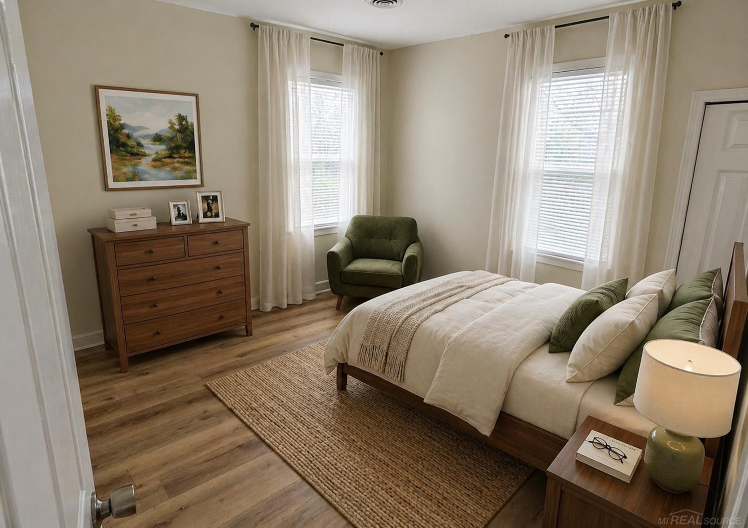 Photo 4 of Single family home for sale at 8275 Essex Ave, Warren, MI 48089 | MLS# 58050220701 | Listing updated on 2026-09-12