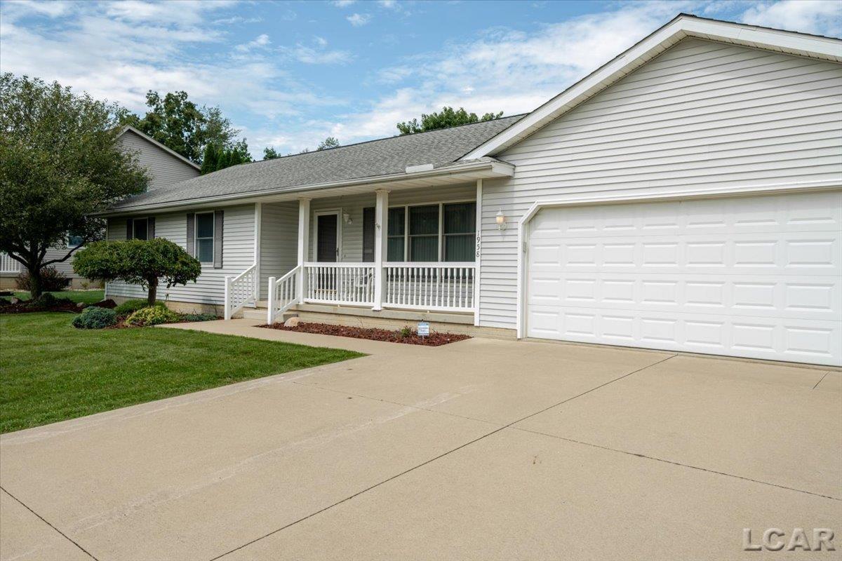 Photo 3 of Single family home for sale at 1958 Burning Bush Ct, Adrian, MI 49221 | MLS# 56050220702 | Listing updated on 2026-09-03