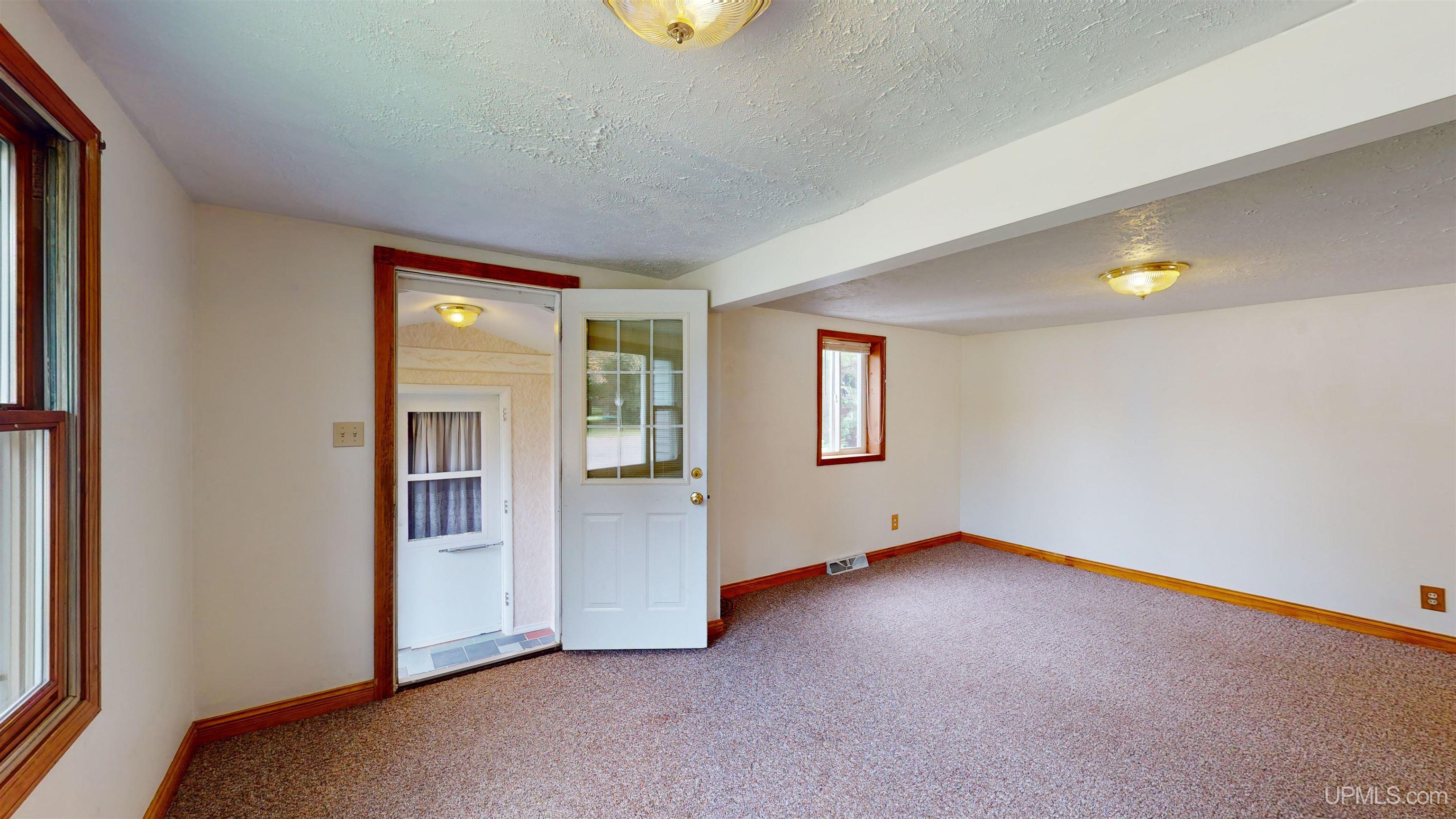 Photo 4 of Single family home for sale at 23433 Elm Ave, Dollar Bay, MI 49922 | MLS# 50220711 | Listing updated on 2026-09-04