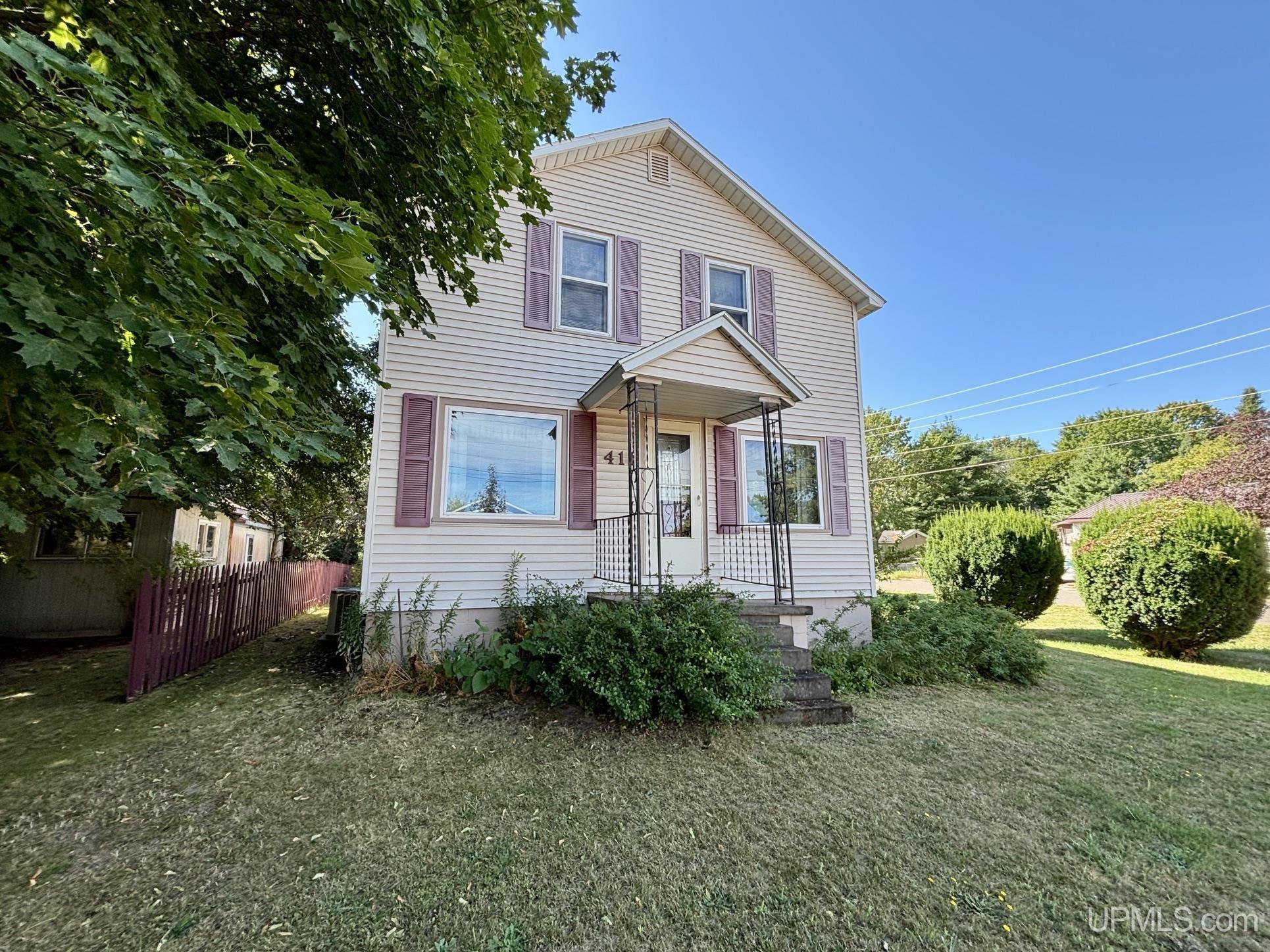 Photo 1 of Single family home for sale at 411 Wright St, Marquette, MI 49855 | MLS# 50220733 | Listing updated on 2026-09-03