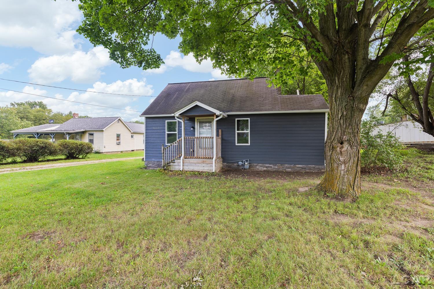 Photo 3 of Single family home for sale at 3435 N Adrian Hwy, Adrian, MI 49221 | MLS# 56050220771 | Listing updated on 2026-09-03