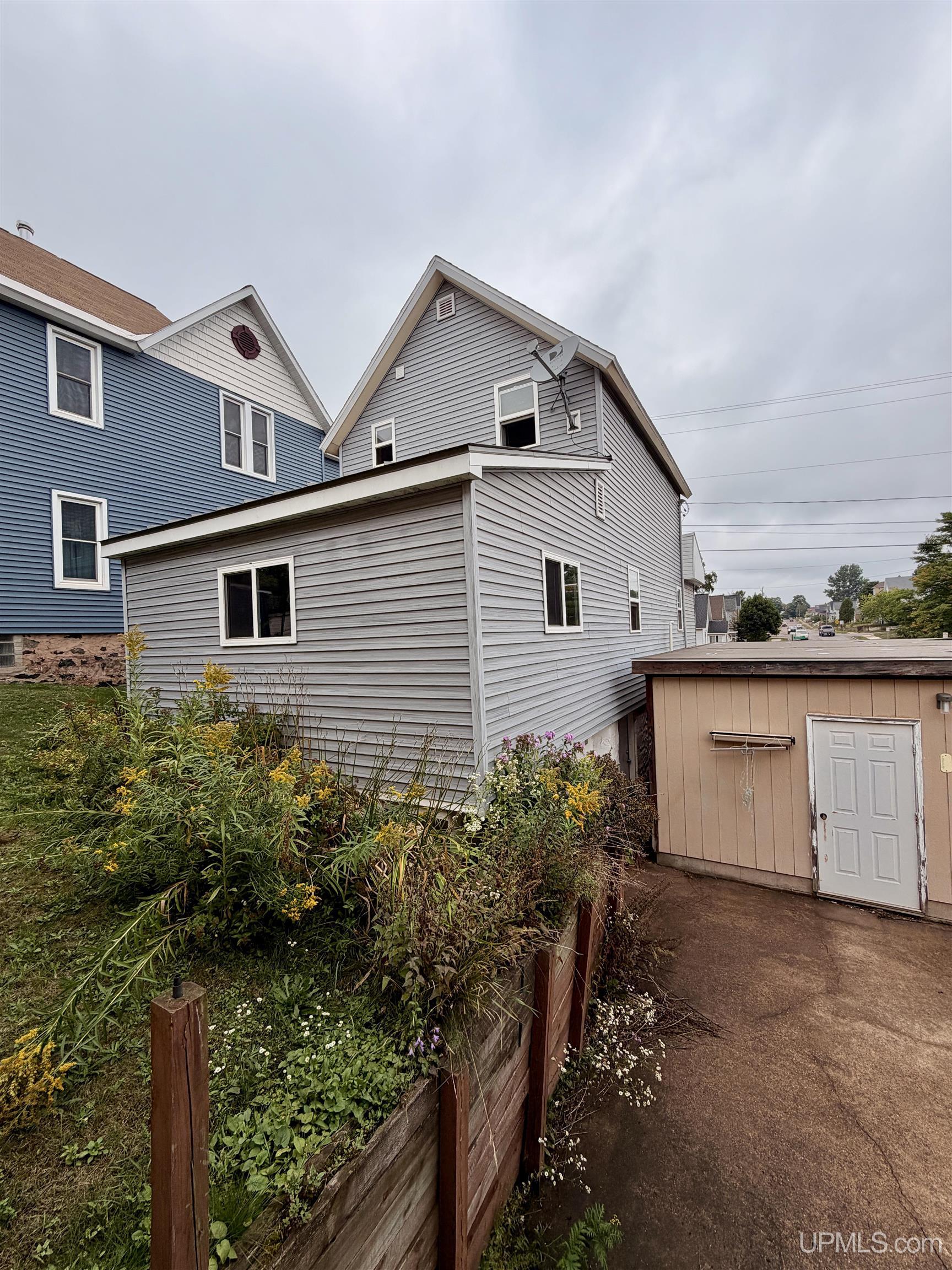 Photo 26 of Single family home for sale at 402 E Empire St, Ishpeming, MI 49849 | MLS# 50220780 | Listing updated on 2026-09-03