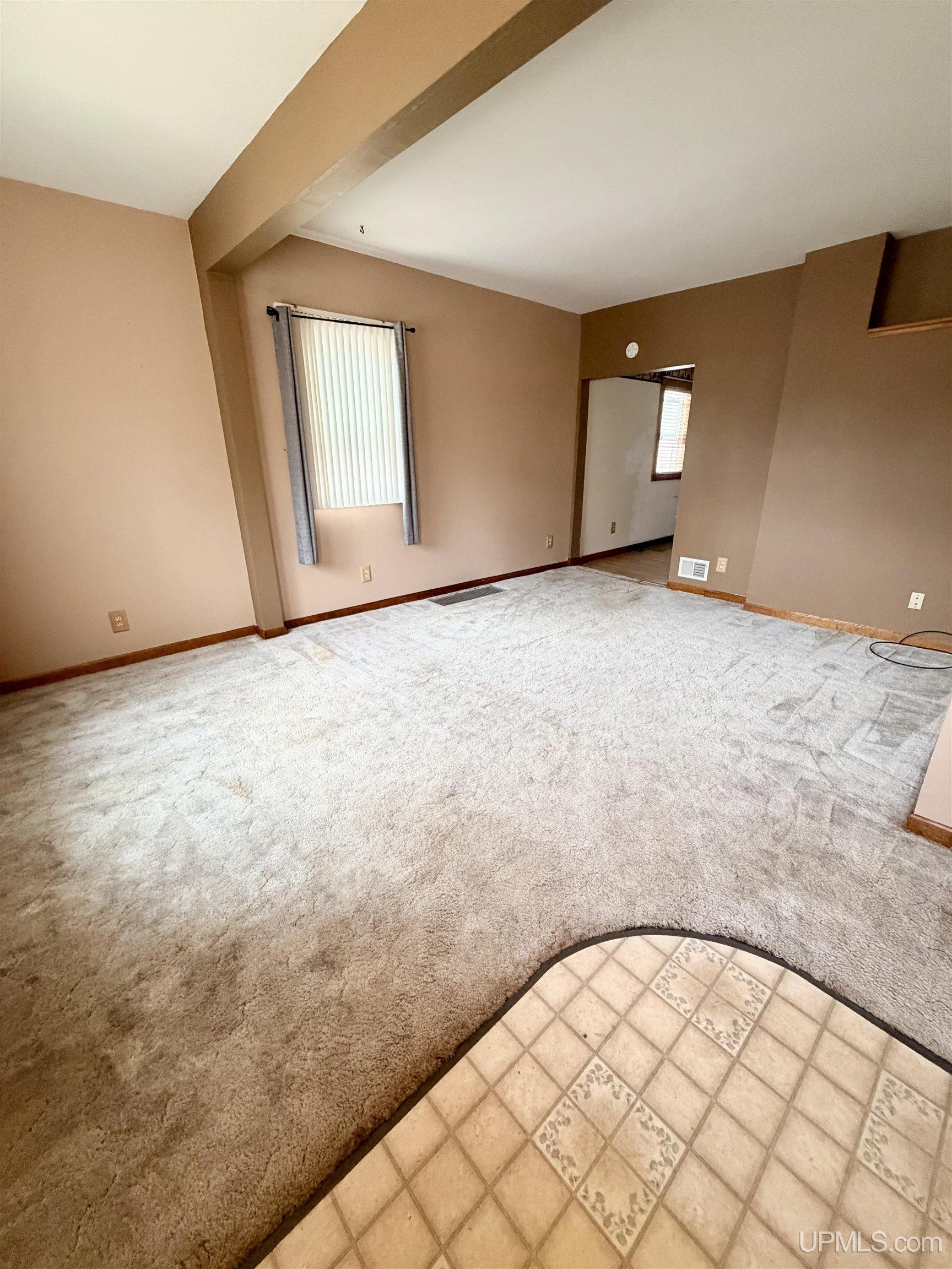 Photo 4 of Single family home for sale at 402 E Empire St, Ishpeming, MI 49849 | MLS# 50220780 | Listing updated on 2026-09-03