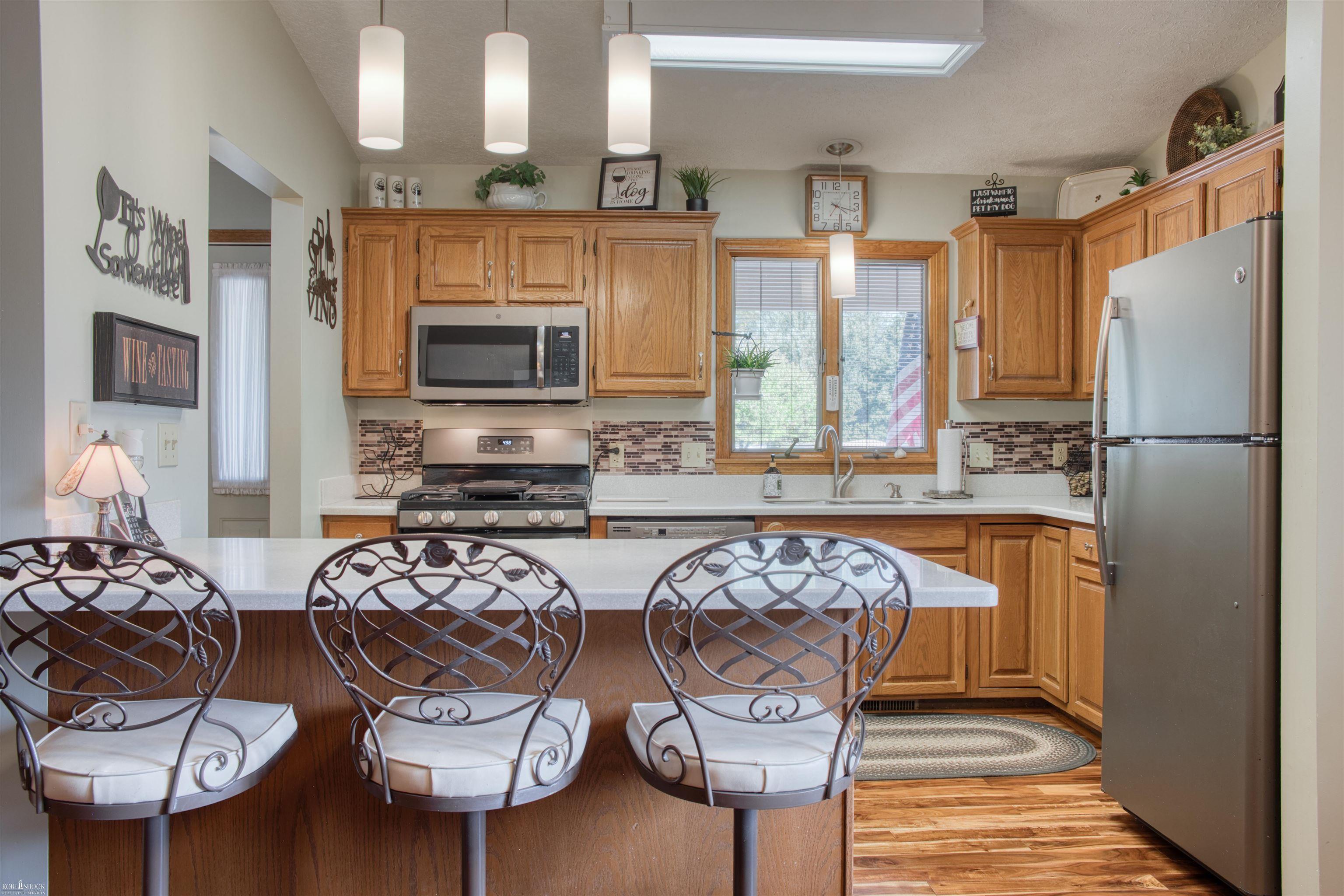 Photo 5 of Single family home for sale at 1105 Corlett Dr, Owosso, MI 48867 | MLS# 5050220788 | Listing updated on 2026-09-04
