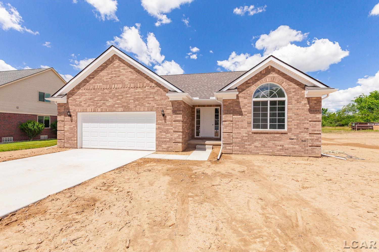 Photo 2 of Single family home for sale at 3578 Serra Dr, Tecumseh, MI 49286 | MLS# 50220808 | Listing updated on 2026-09-04