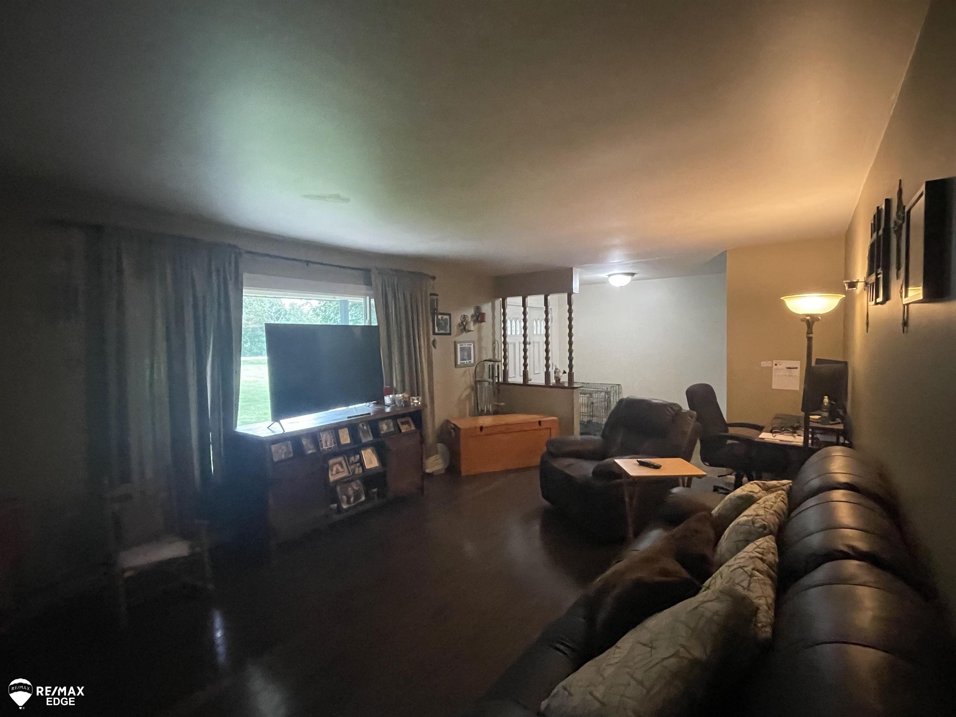 4083 Peters Road photo 11