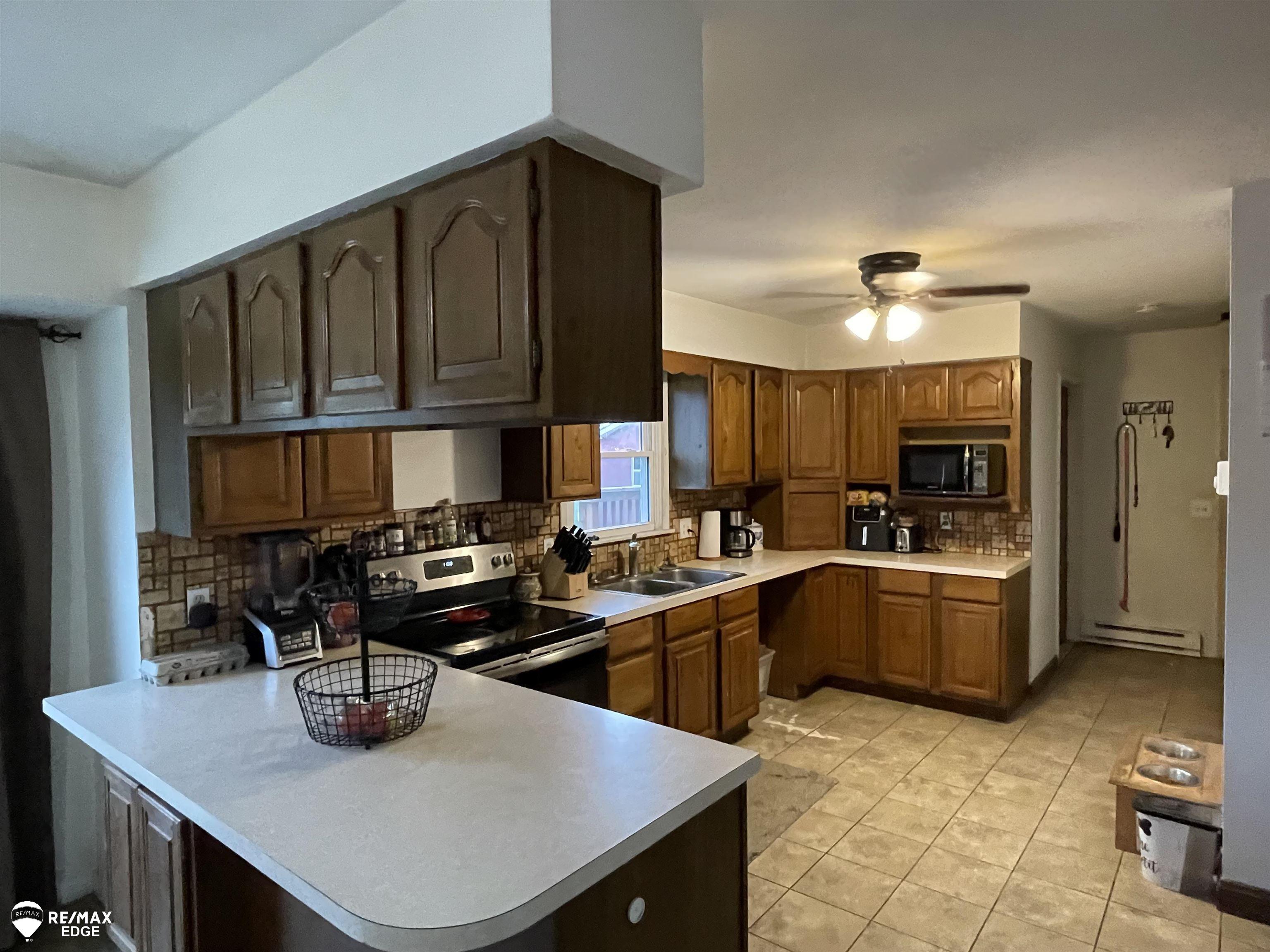 Photo 5 of Single family home for sale at 4083 Peters Rd, Columbiaville, MI 48421 | MLS# 5050220825 | Listing updated on 2026-09-04