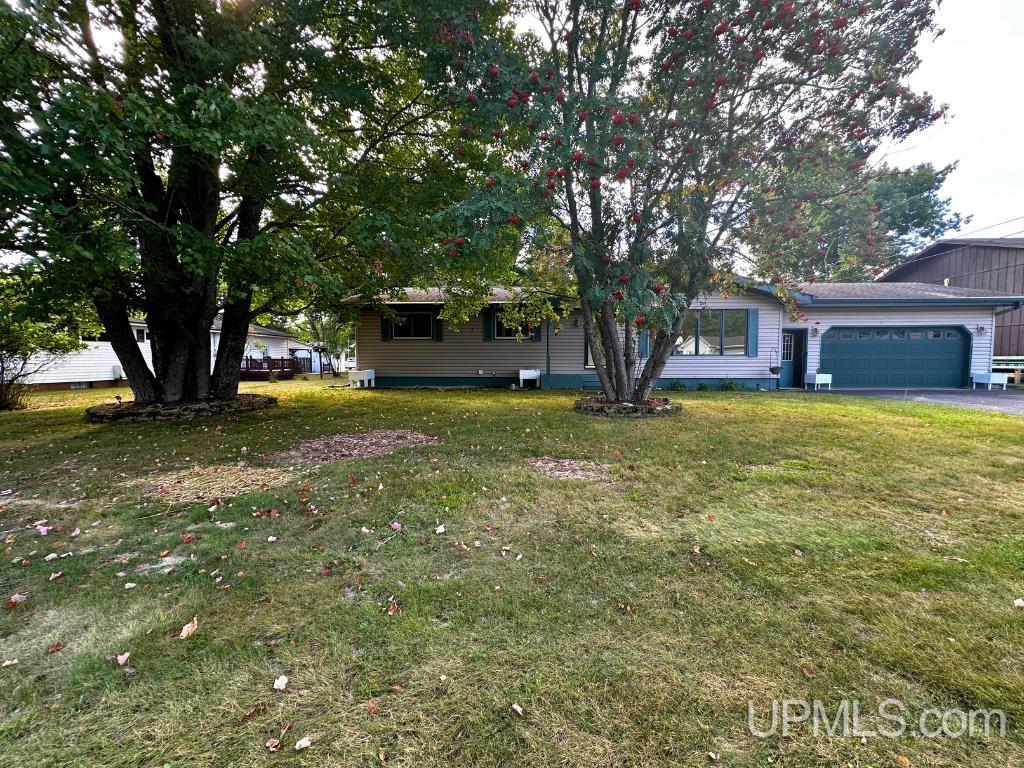 Photo 1 of Single family home for sale at 367 N Adams St, Gwinn, MI 49841 | MLS# 50220840 | Listing updated on 2026-09-04