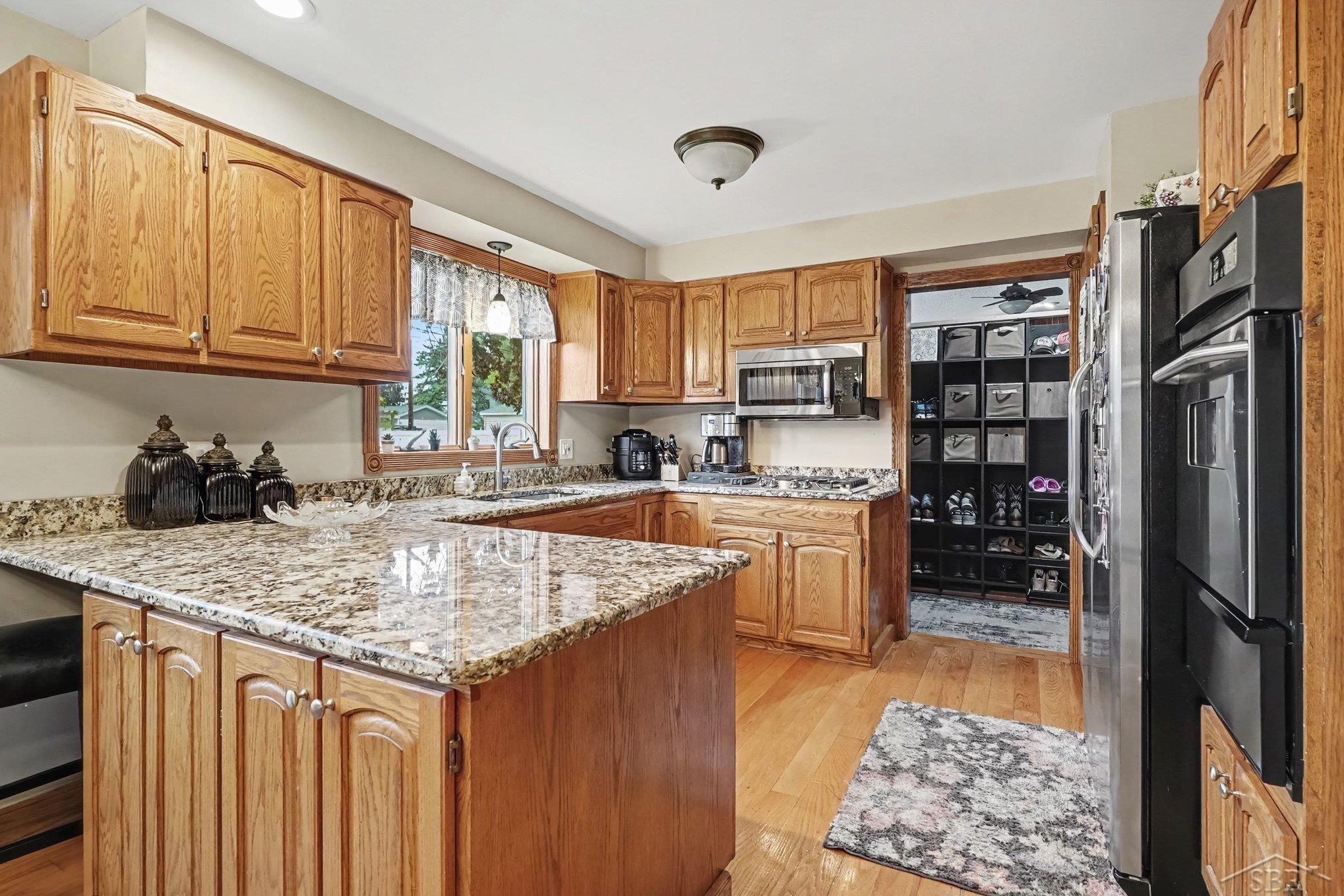 Photo 3 of Single family home for sale at 3351 Parkway Dr, Bay City, MI 48706 | MLS# 50220849 | Listing updated on 2026-09-04