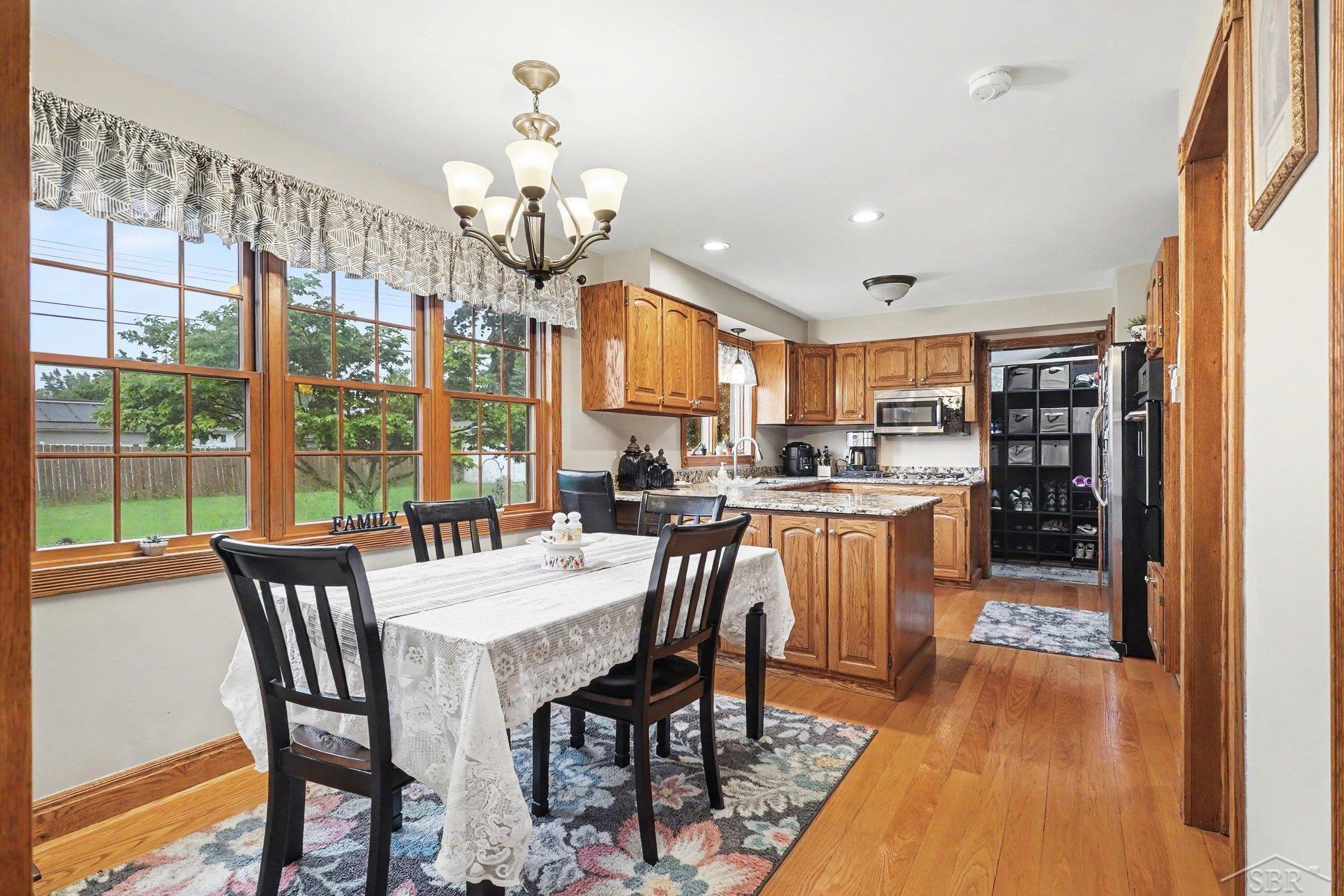 Photo 5 of Single family home for sale at 3351 Parkway Dr, Bay City, MI 48706 | MLS# 50220849 | Listing updated on 2026-09-04