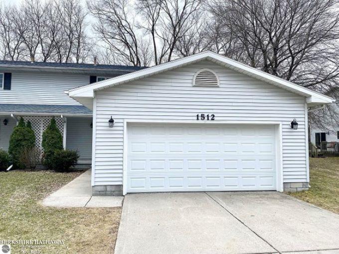 Photo 2 of Condo for sale at 1512 E Gaylord St, Mount Pleasant, MI 48858 | MLS# 58050220914 | Listing updated on 2026-09-23
