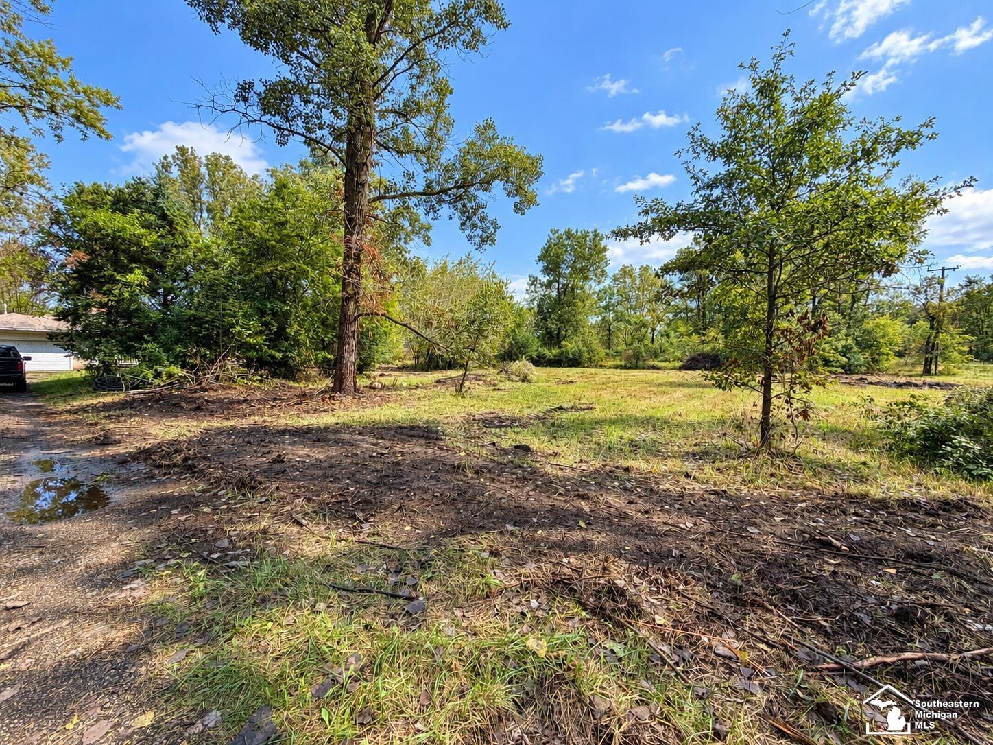 Photo 2 of Single family home for sale at 6718 Colf Rd, Carleton, MI 48117 | MLS# 50220930 | Listing updated on 2026-09-05