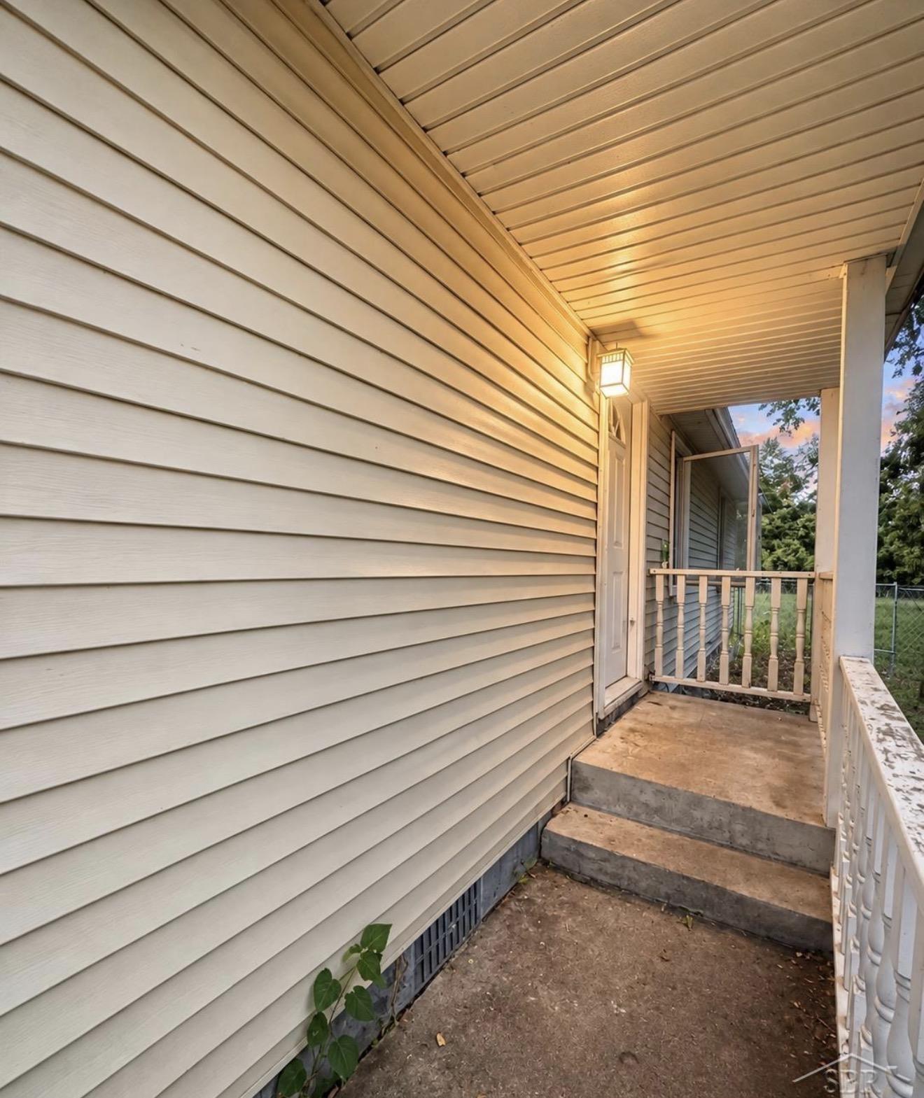 Photo 3 of Single family home for sale at 1480 Linden Dr, Muskegon, MI 49445 | MLS# 61050220947 | Listing updated on 2026-10-07