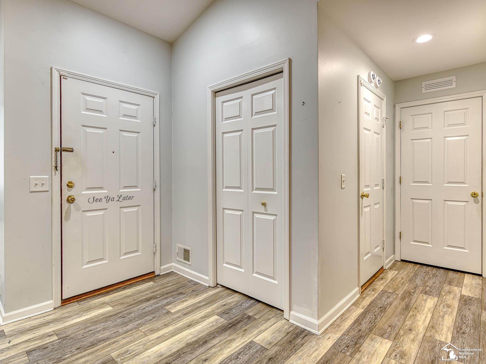 Photo 2 of Condo for sale at 905 May Dr, Monroe, MI 48161 | MLS# 50220955 | Listing updated on 2026-09-05