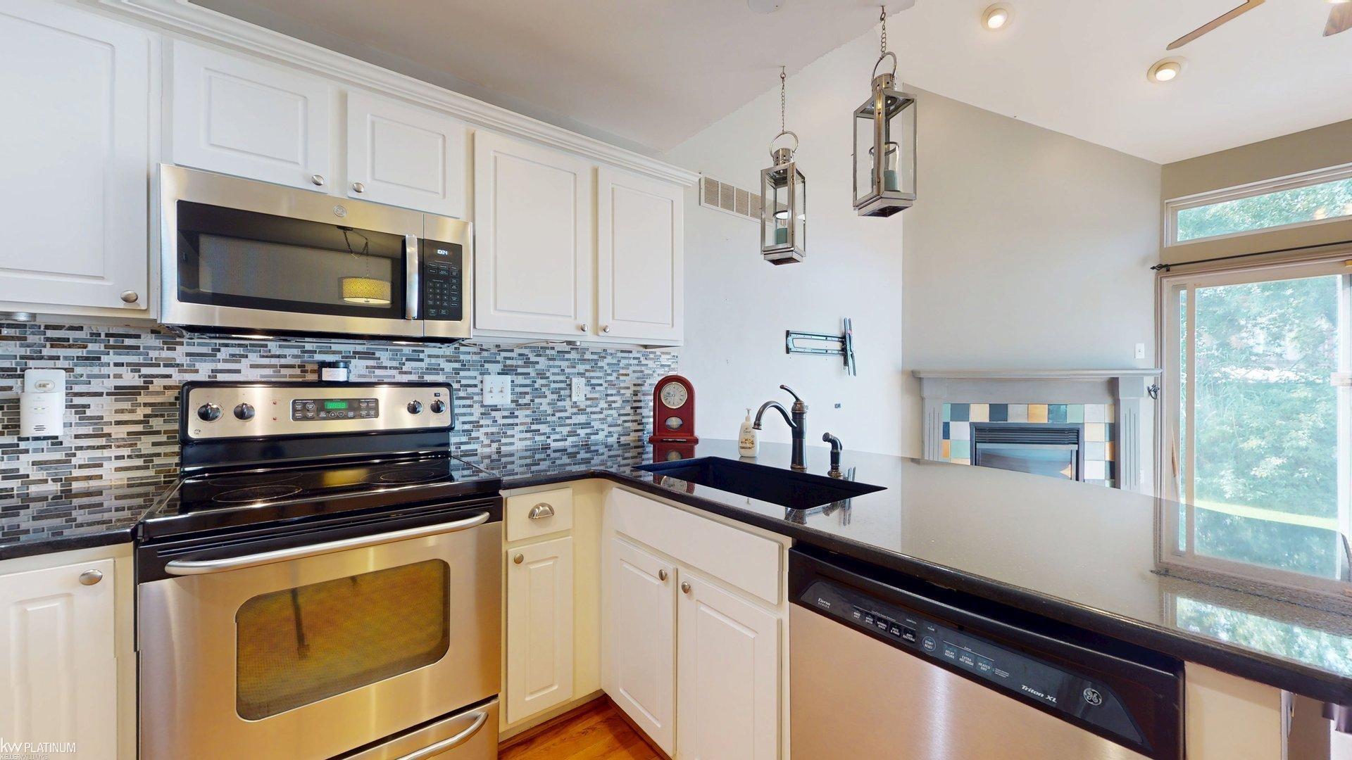 Photo 5 of Condo for sale at 35058 Windsor Dr, New Baltimore, MI 48047 | MLS# 58050220963 | Listing updated on 2026-09-05