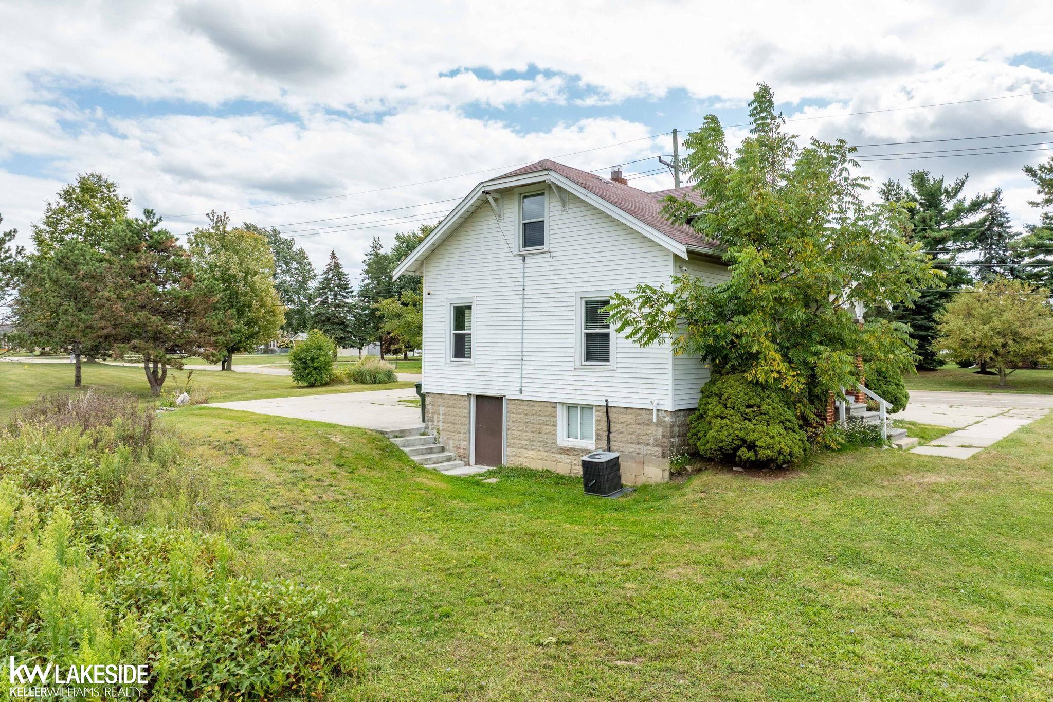 Photo 2 of Single family home for sale at 42040 Ryan Rd, Sterling Heights, MI 48314 | MLS# 50220972 | Listing updated on 2026-09-05