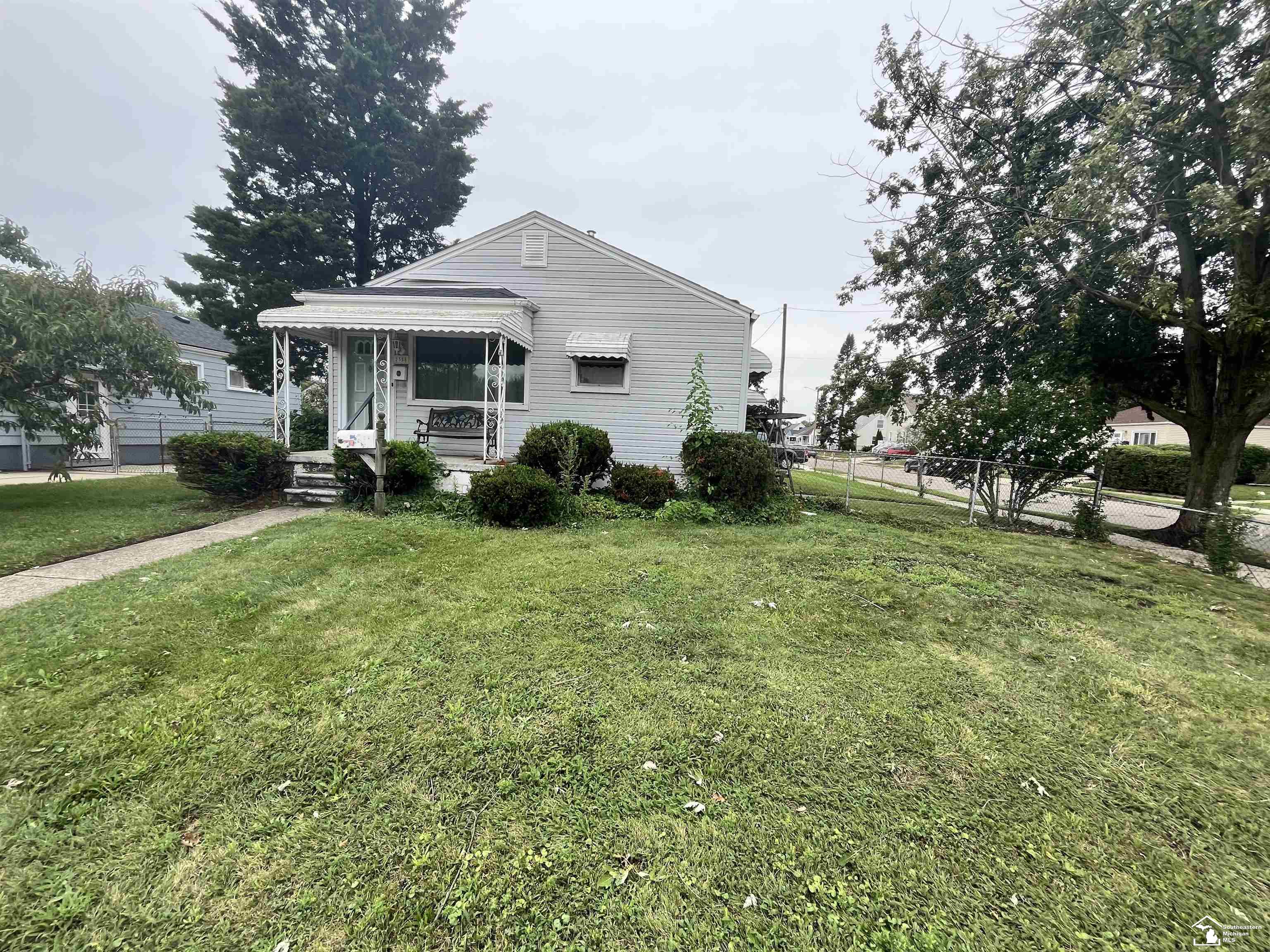 Photo 1 of Single family home for sale at 2358 River Dr, Lincoln Park, MI 48146 | MLS# 50221018 | Listing updated on 2026-09-07