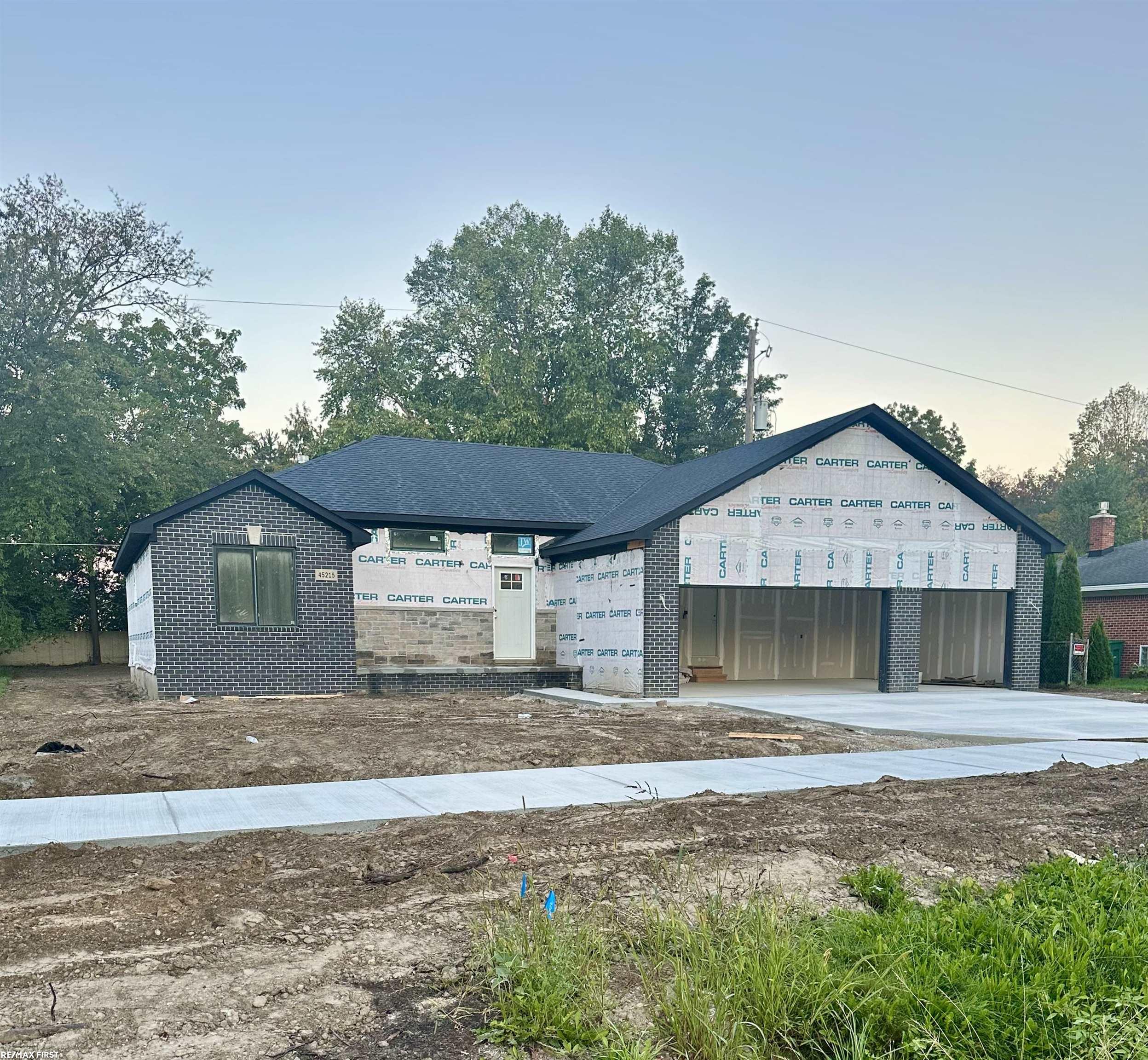 Photo 1 of Single family home for sale at 45215 Fairchild Rd, Macomb, MI 48042 | MLS# 58050221072 | Listing updated on 2026-09-28