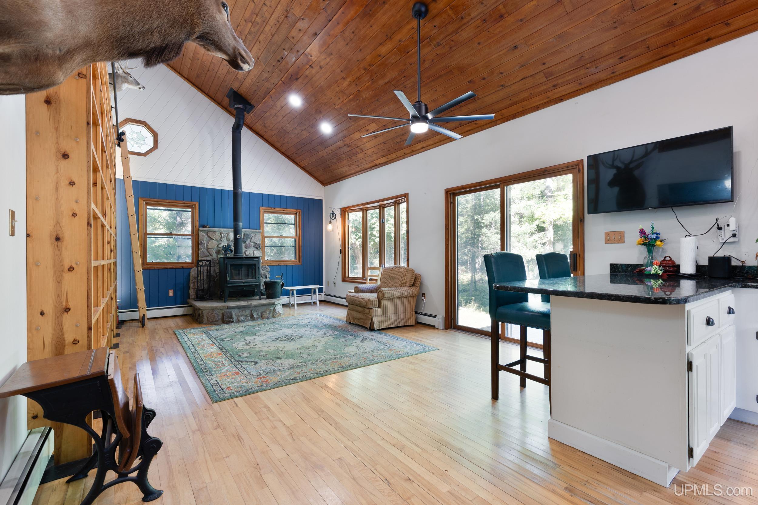 Photo 3 of Single family home for sale at 496 Co Rd 550, Marquette, MI 49855 | MLS# 50221139 | Listing updated on 2026-09-28