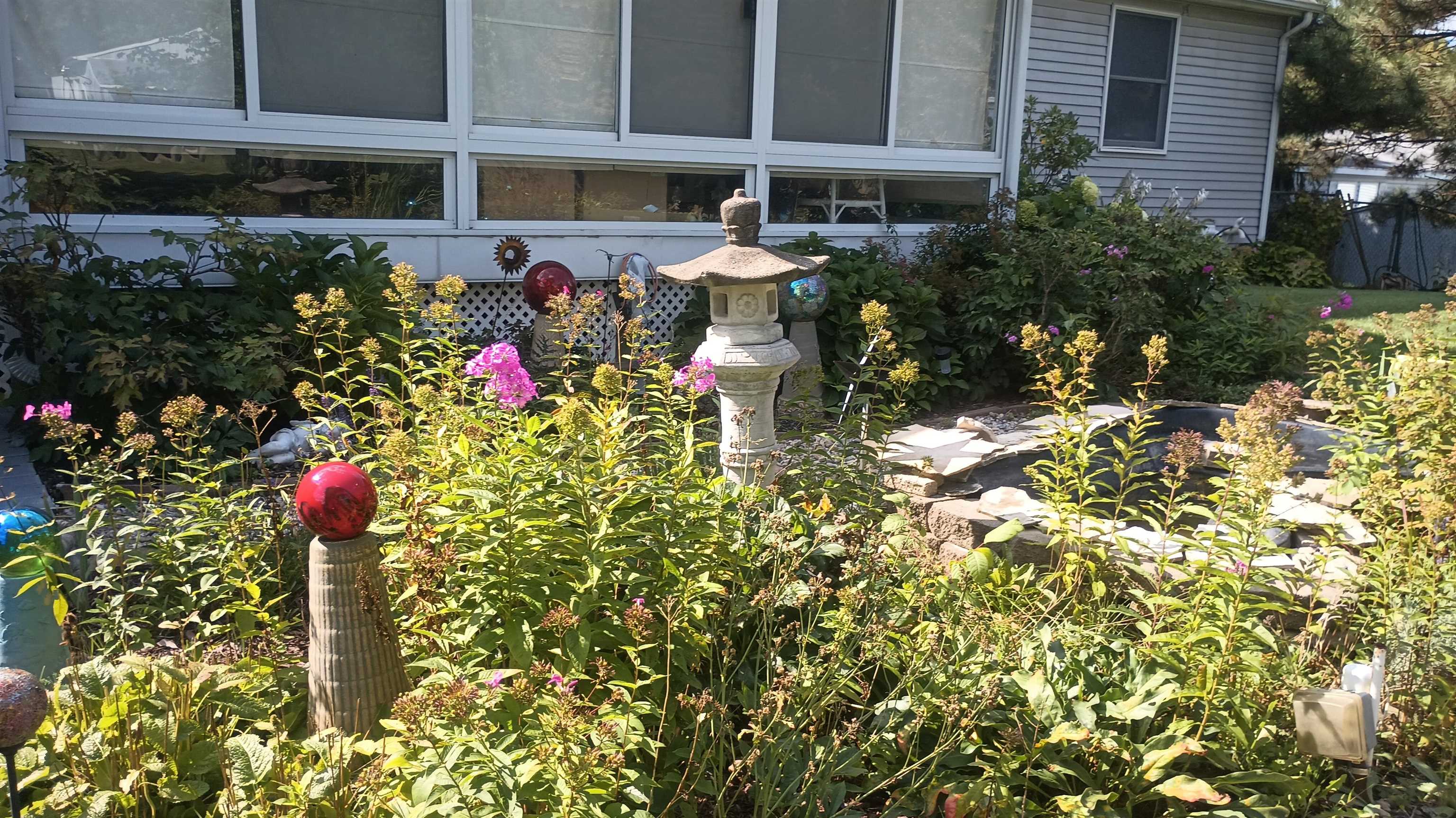Photo 3 of Single family home for sale at 16465 Jennings Rd, Fenton, MI 48430 | MLS# 5050221200 | Listing updated on 2026-09-14