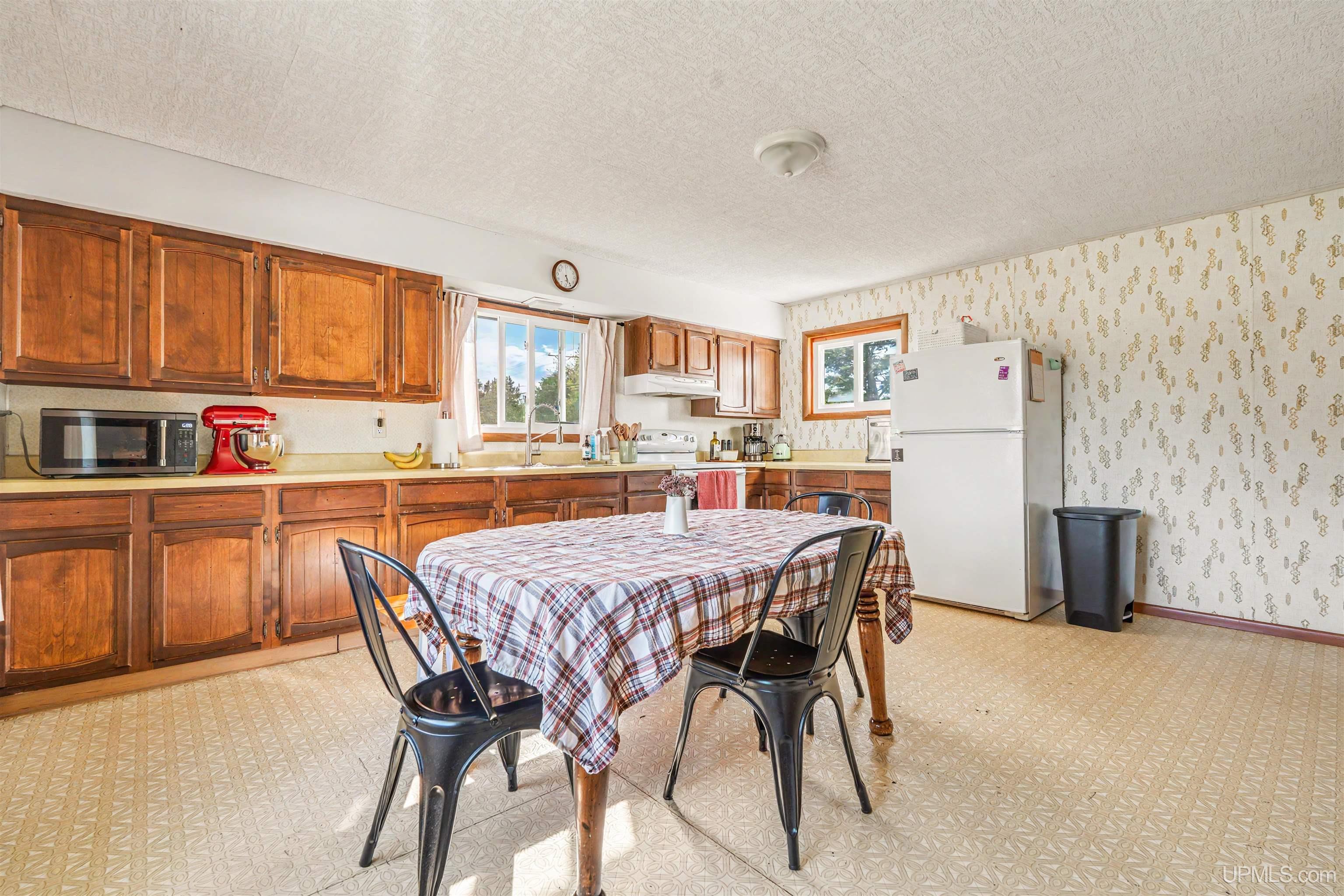 Photo 3 of Single family home for sale at 1104 S Co Rd 442, Cooks, MI 49817 | MLS# 50221326 | Listing updated on 2026-09-17