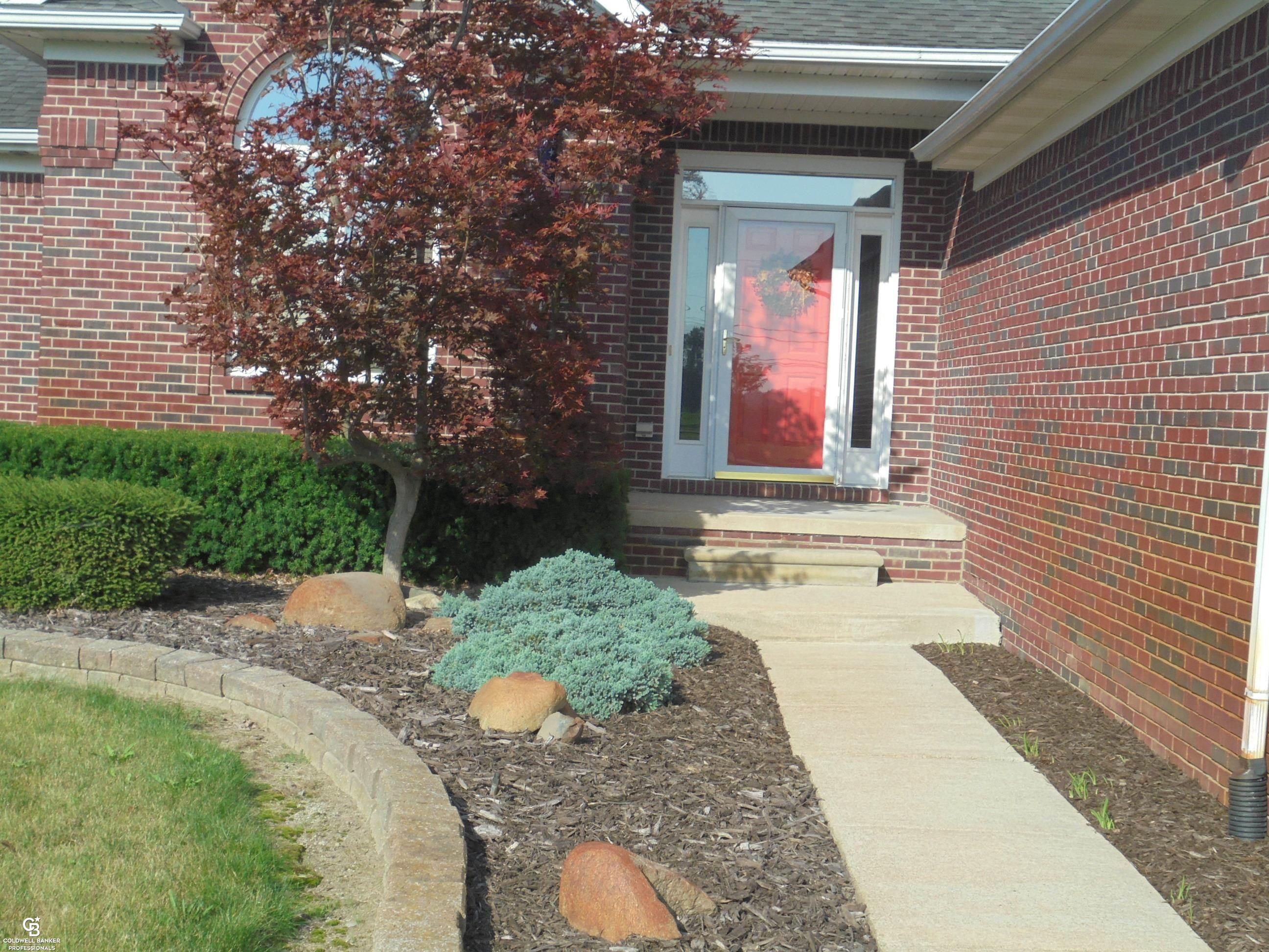 Photo 2 of Single family home for sale at 79223 Capac Rd, Armada, MI 48005 | MLS# 58050221334 | Listing updated on 2026-10-07