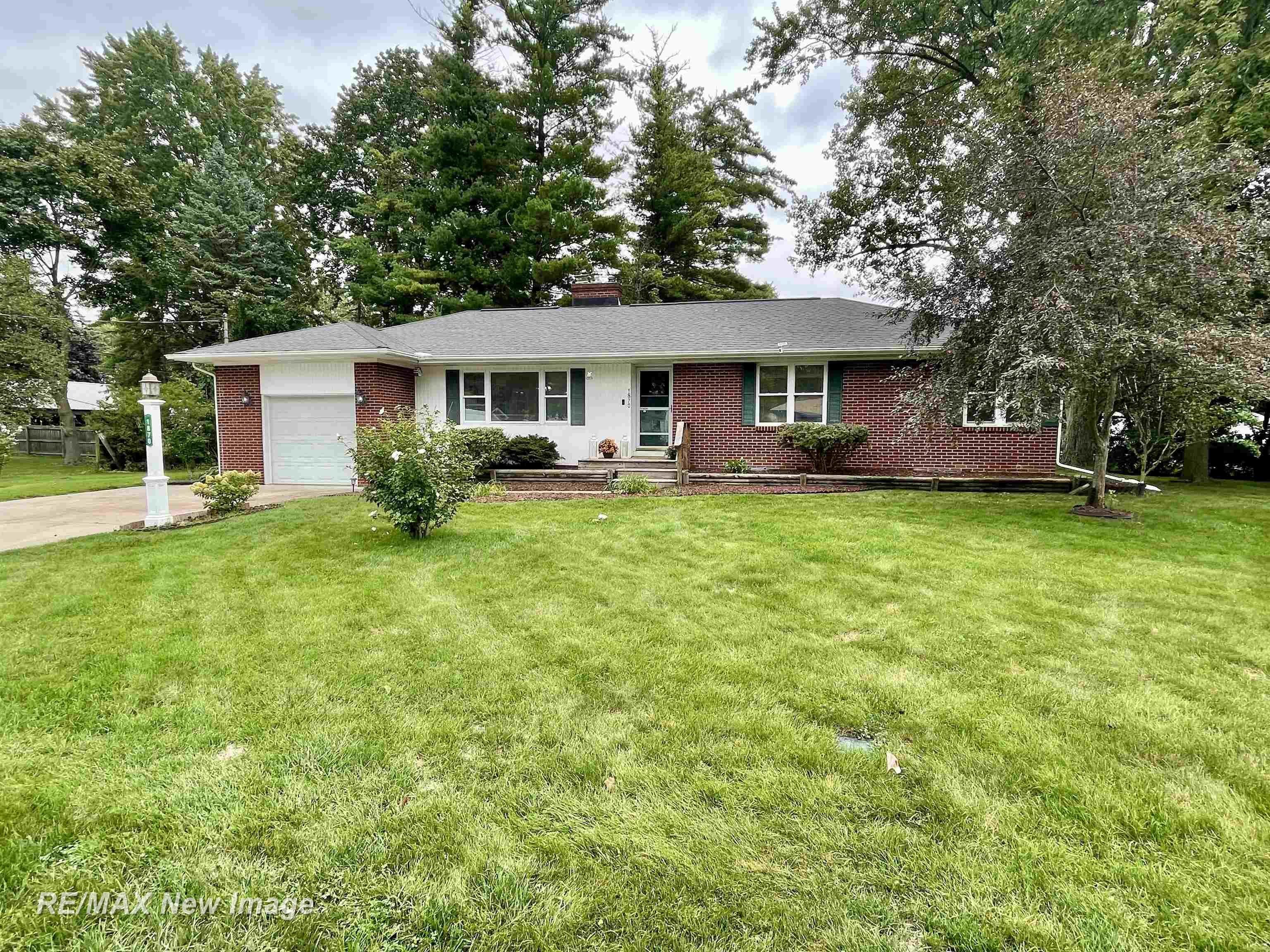 Photo 1 of Sale Pending at 1870 Mcarthur St, Saginaw, MI 48638 | MLS# 61050221364 | Listing updated on 2026-09-16